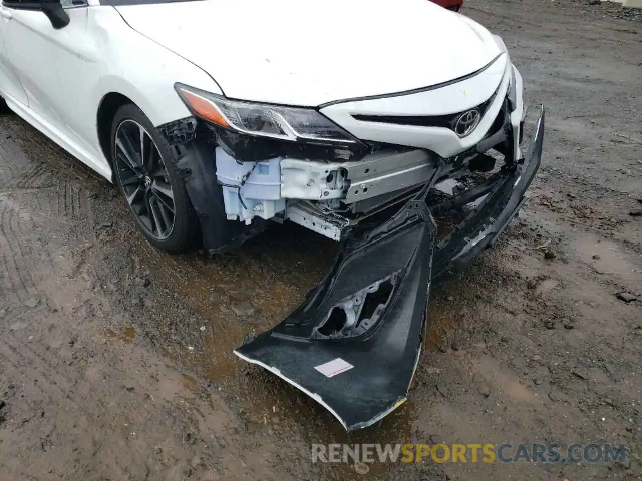 9 Photograph of a damaged car 4T1G11AK1MU454494 TOYOTA CAMRY 2021