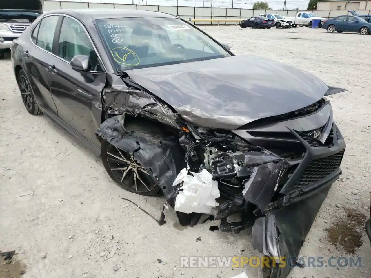 1 Photograph of a damaged car 4T1G11AK1MU476043 TOYOTA CAMRY 2021