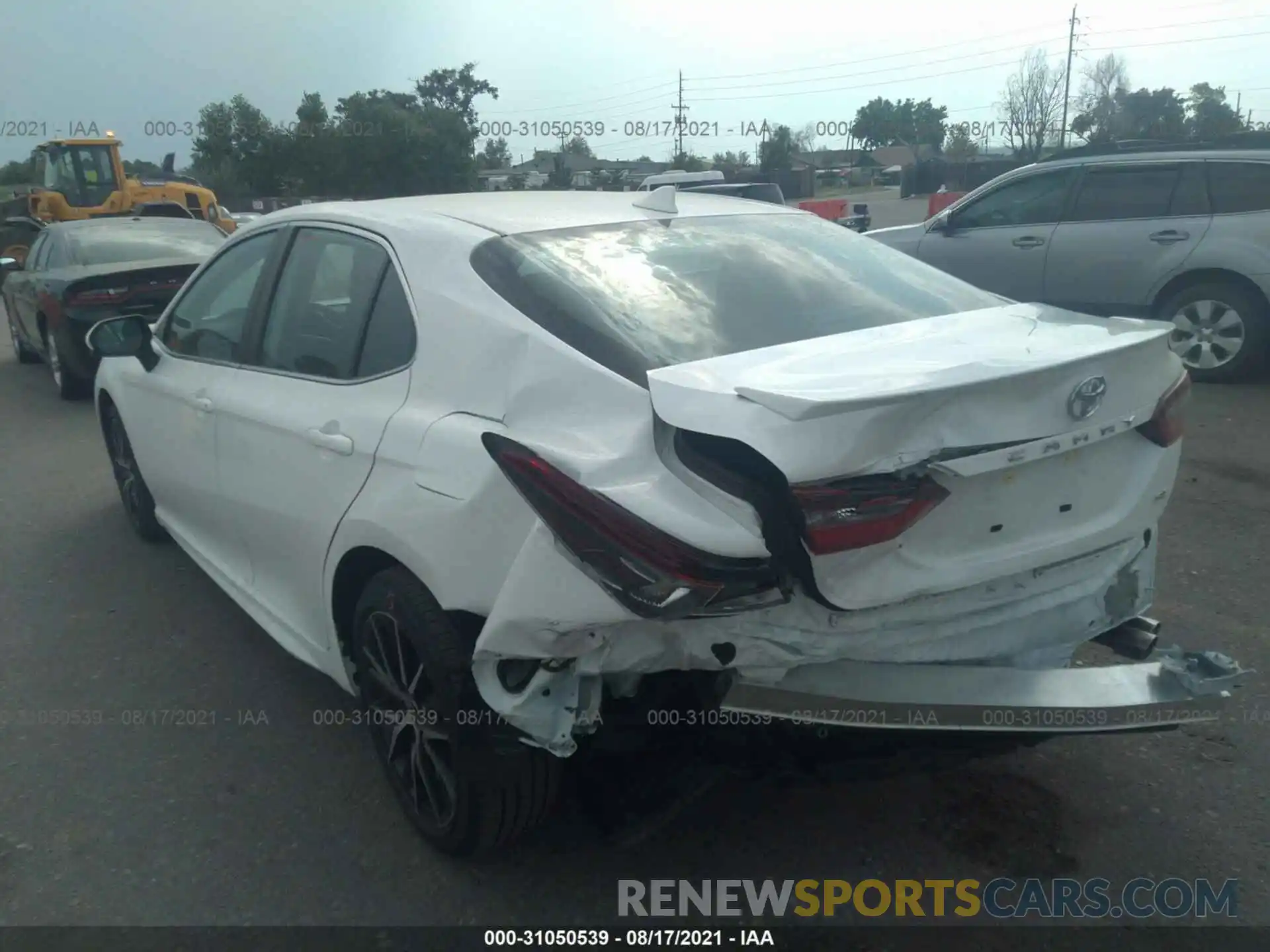 3 Photograph of a damaged car 4T1G11AK1MU480710 TOYOTA CAMRY 2021