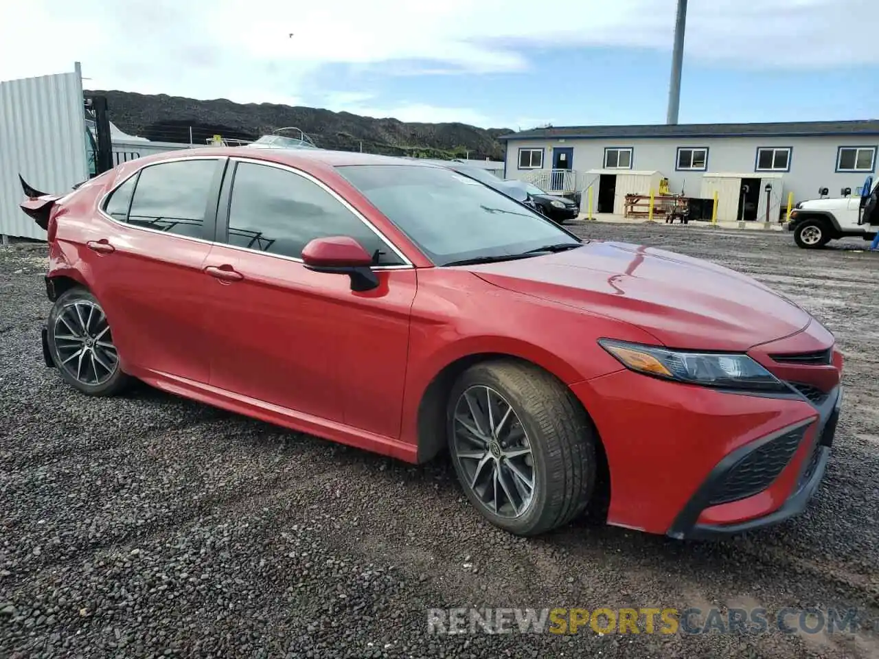 4 Photograph of a damaged car 4T1G11AK1MU489391 TOYOTA CAMRY 2021