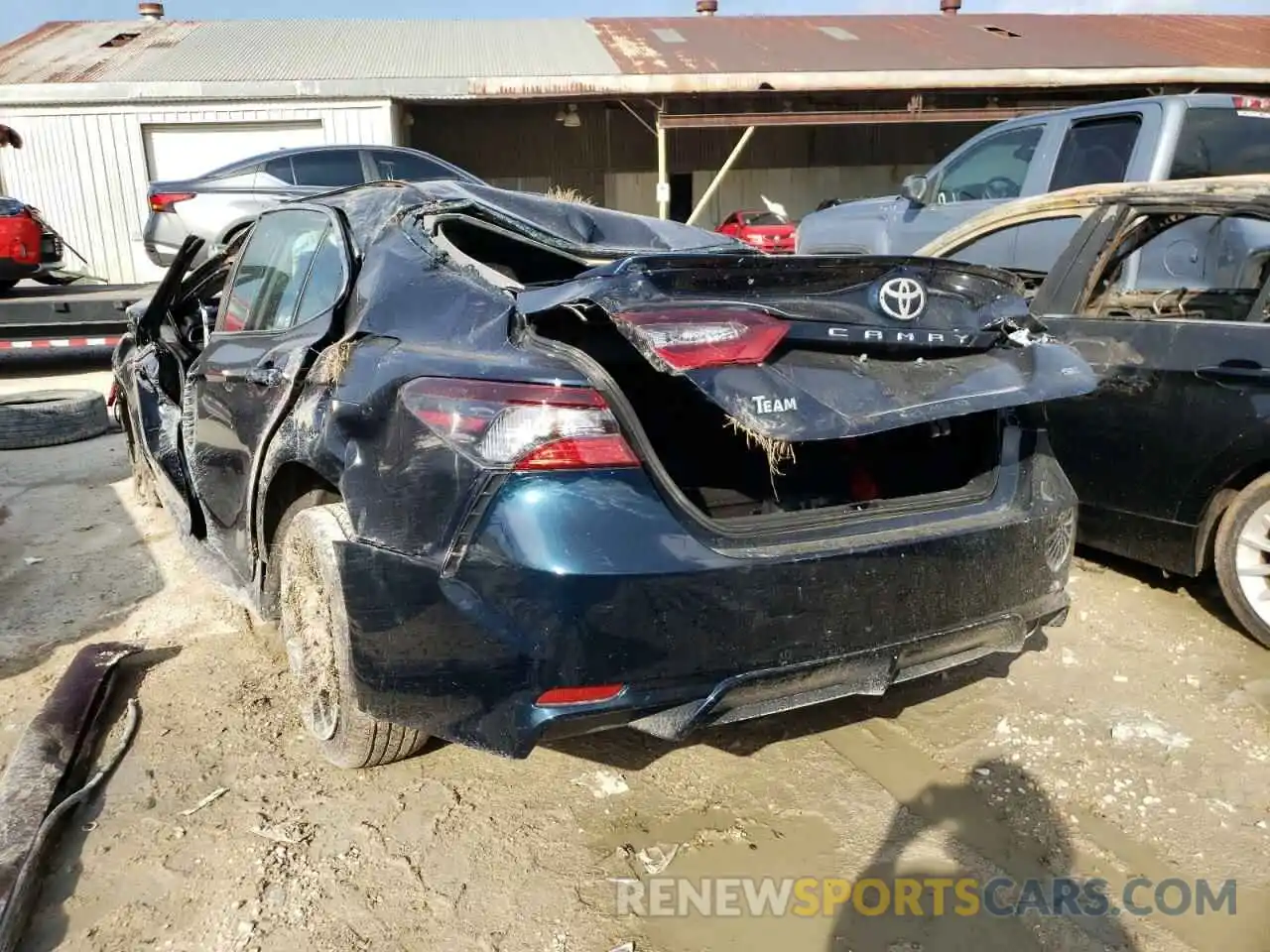 3 Photograph of a damaged car 4T1G11AK1MU491724 TOYOTA CAMRY 2021