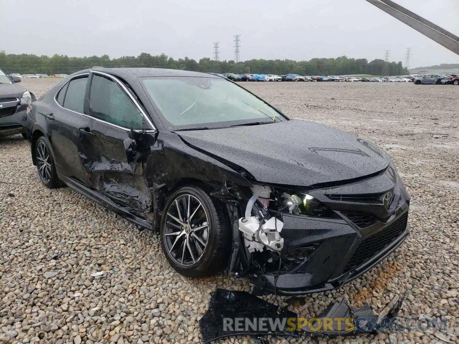 1 Photograph of a damaged car 4T1G11AK1MU514757 TOYOTA CAMRY 2021