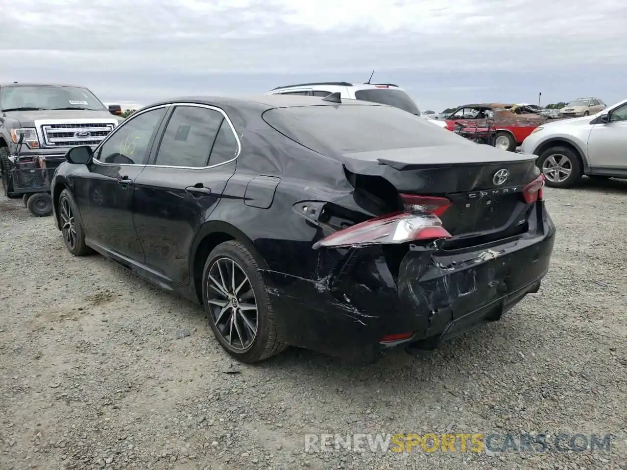 3 Photograph of a damaged car 4T1G11AK1MU519165 TOYOTA CAMRY 2021