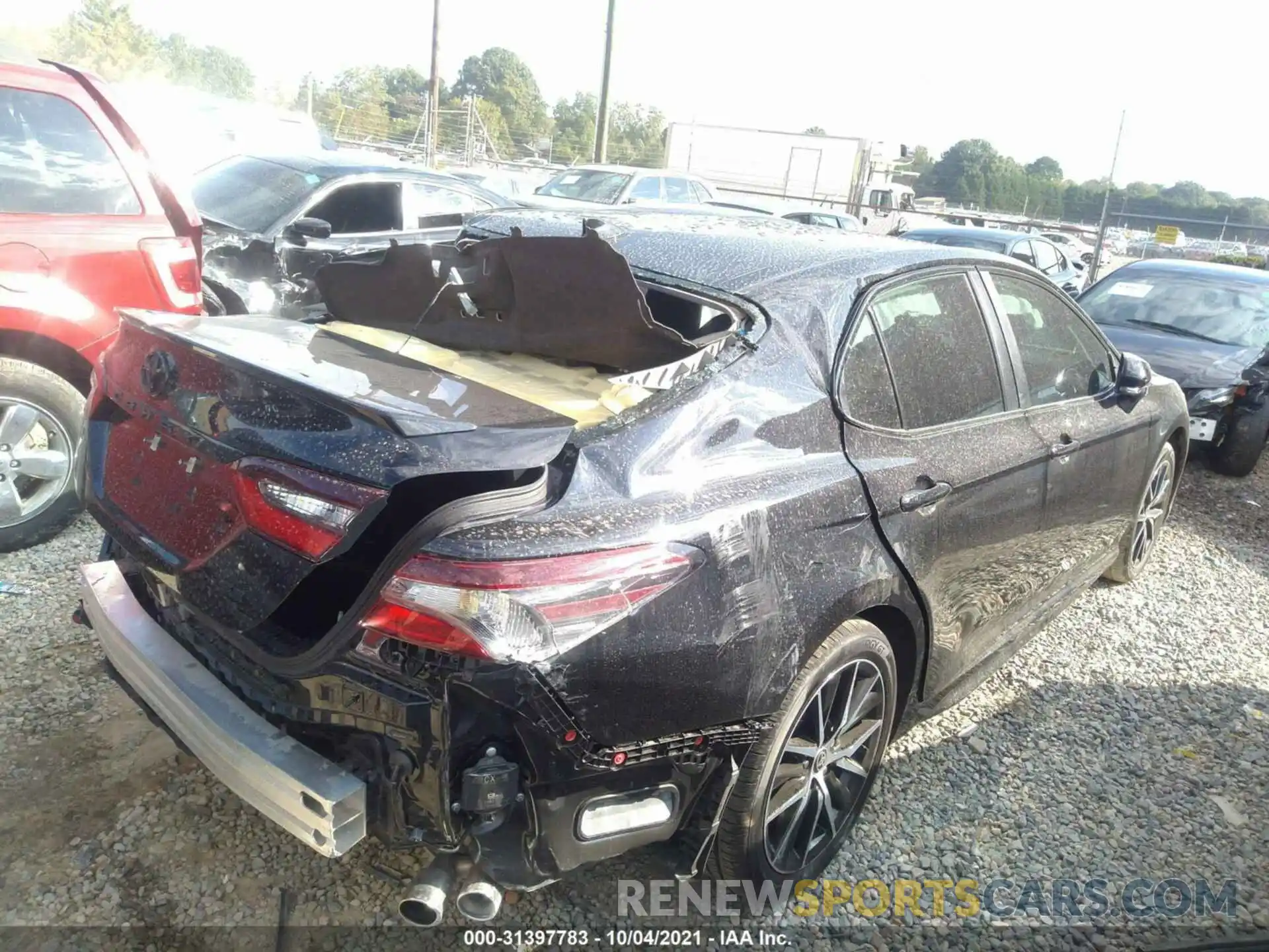 4 Photograph of a damaged car 4T1G11AK1MU520882 TOYOTA CAMRY 2021