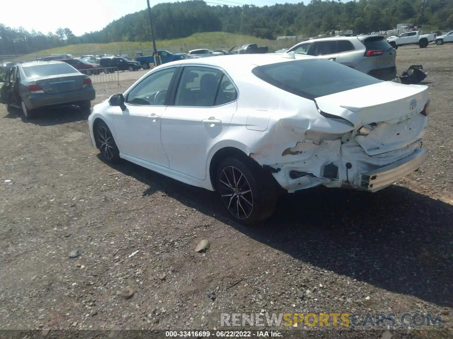 3 Photograph of a damaged car 4T1G11AK1MU531767 TOYOTA CAMRY 2021