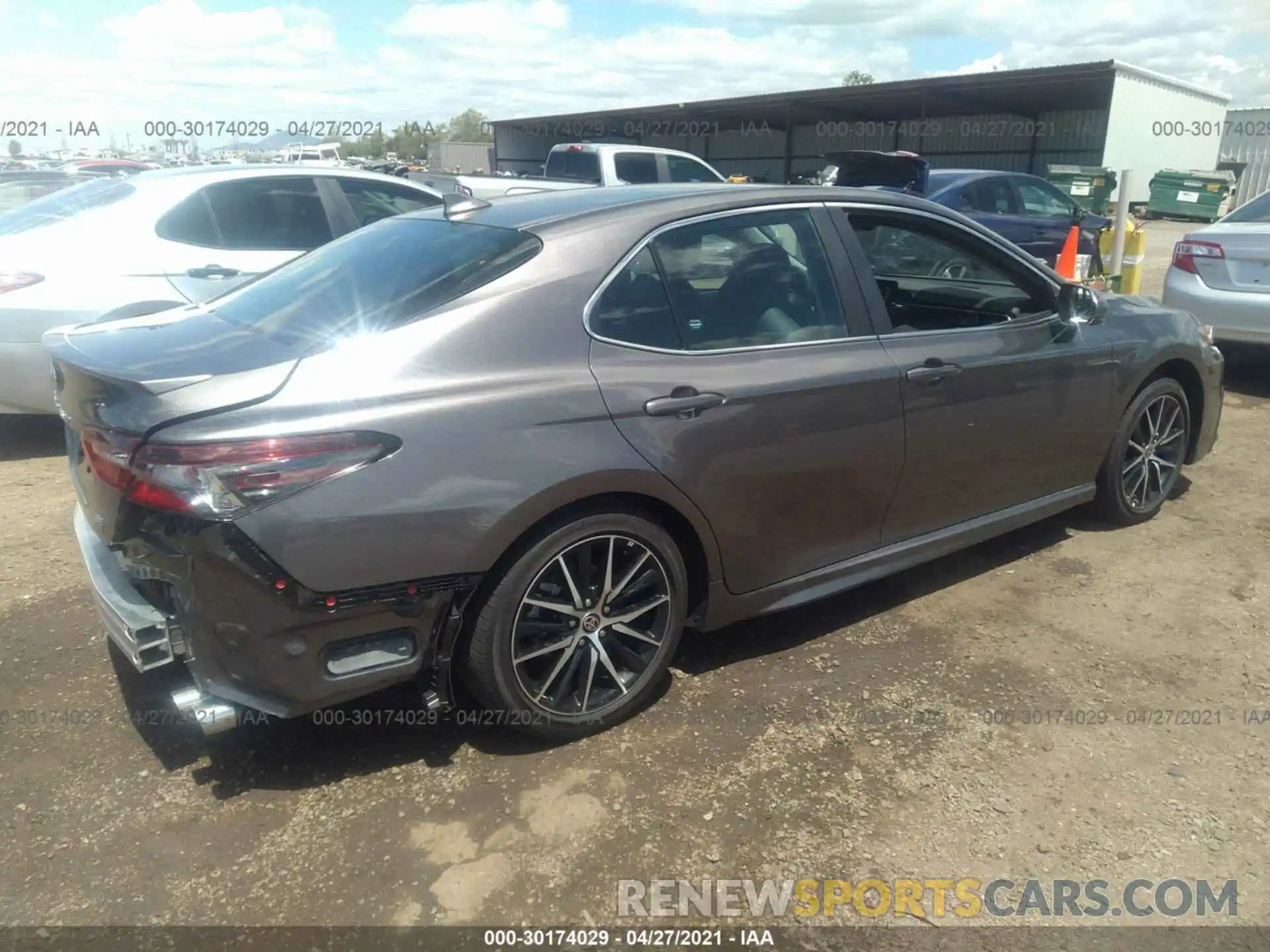 4 Photograph of a damaged car 4T1G11AK1MU537343 TOYOTA CAMRY 2021