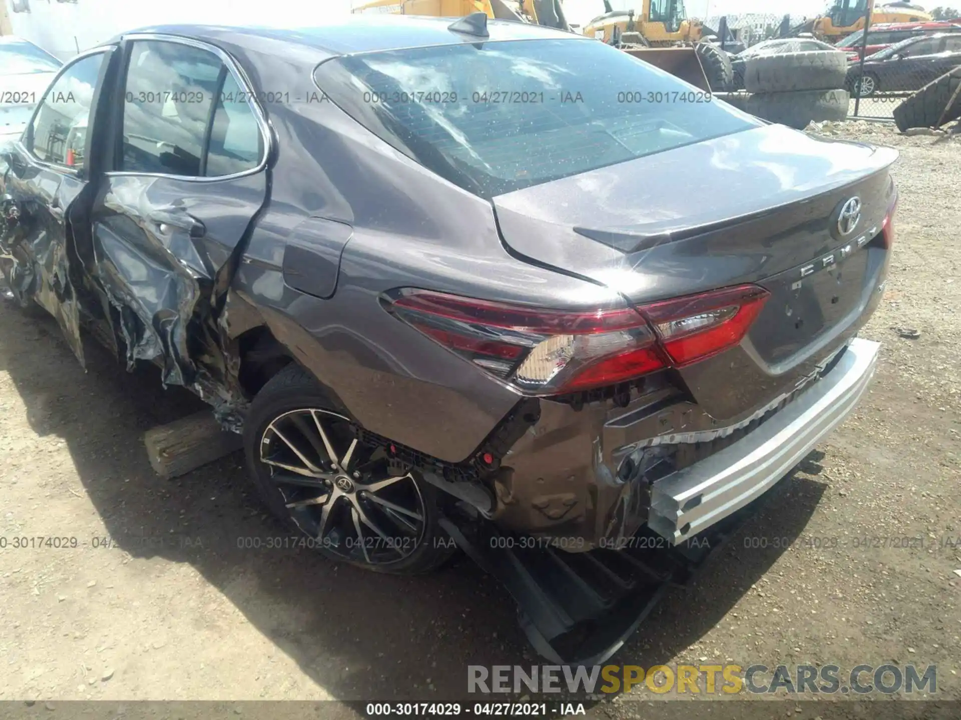 6 Photograph of a damaged car 4T1G11AK1MU537343 TOYOTA CAMRY 2021