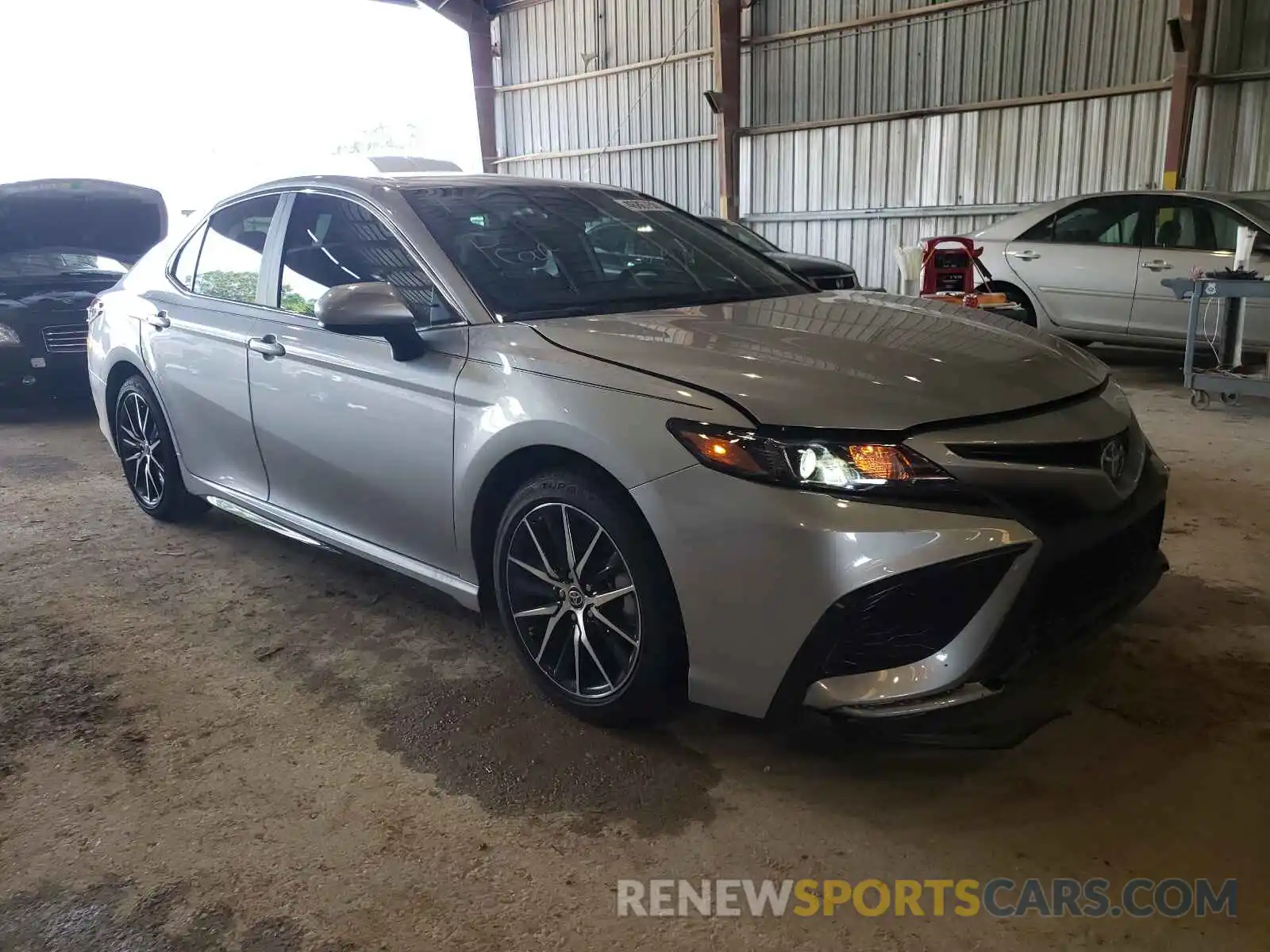 1 Photograph of a damaged car 4T1G11AK1MU539268 TOYOTA CAMRY 2021