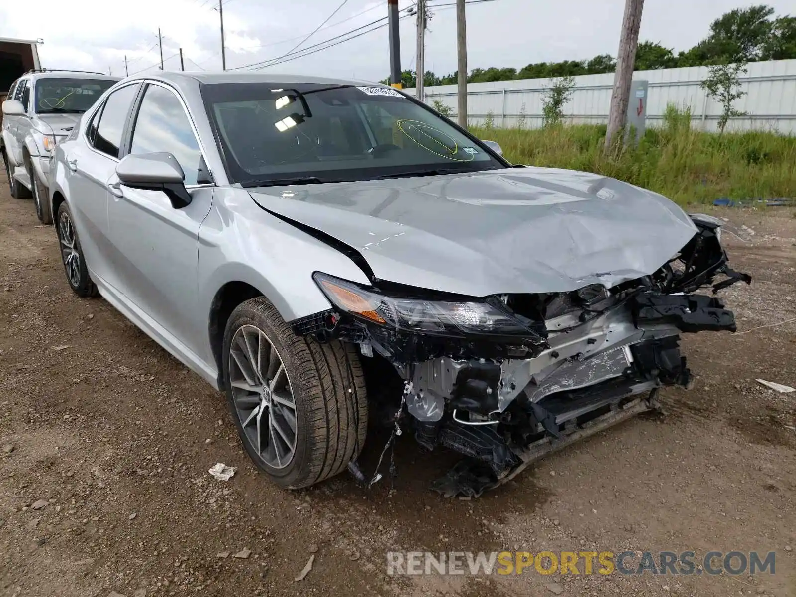 1 Photograph of a damaged car 4T1G11AK1MU547418 TOYOTA CAMRY 2021