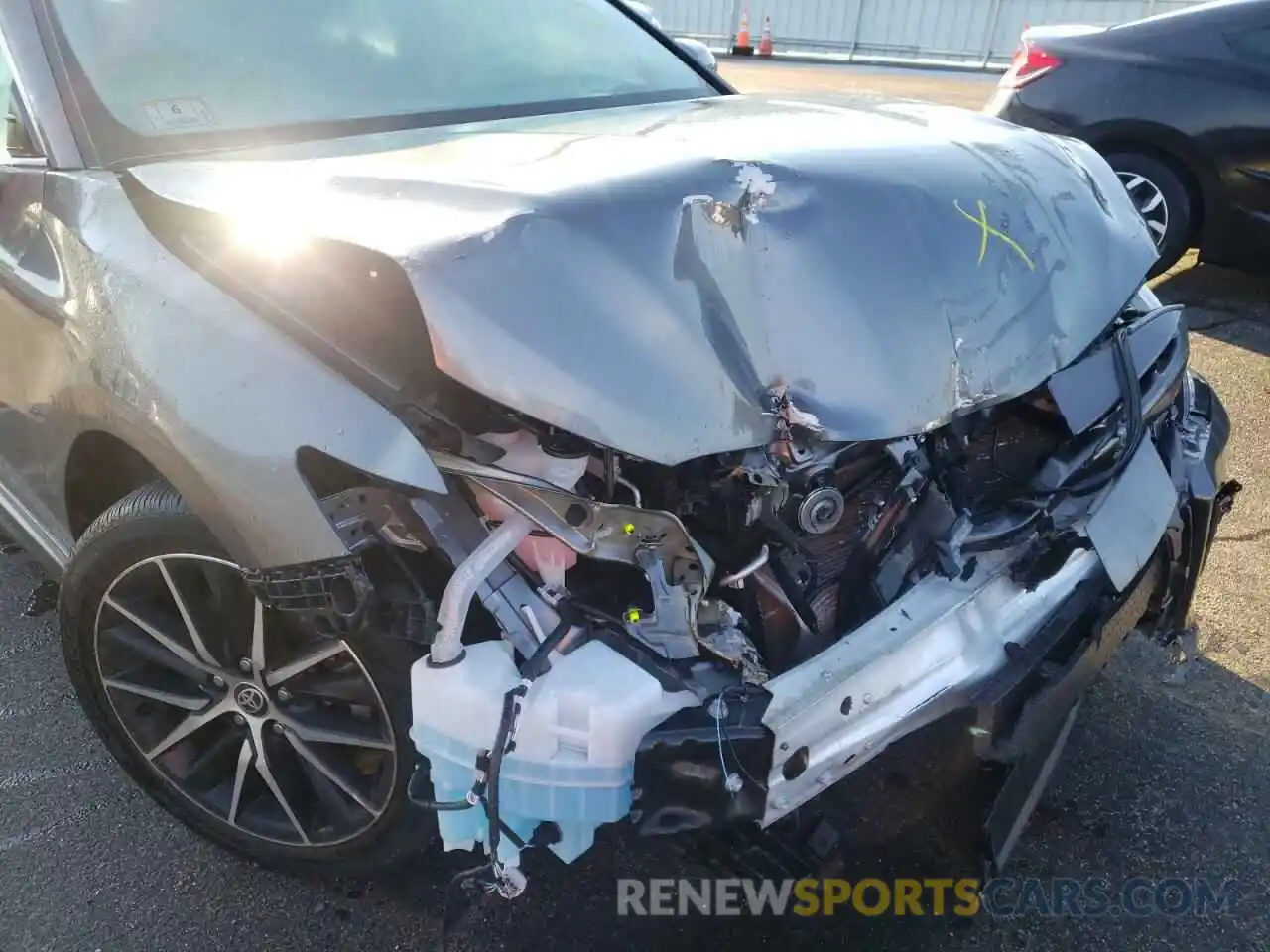 9 Photograph of a damaged car 4T1G11AK1MU548097 TOYOTA CAMRY 2021