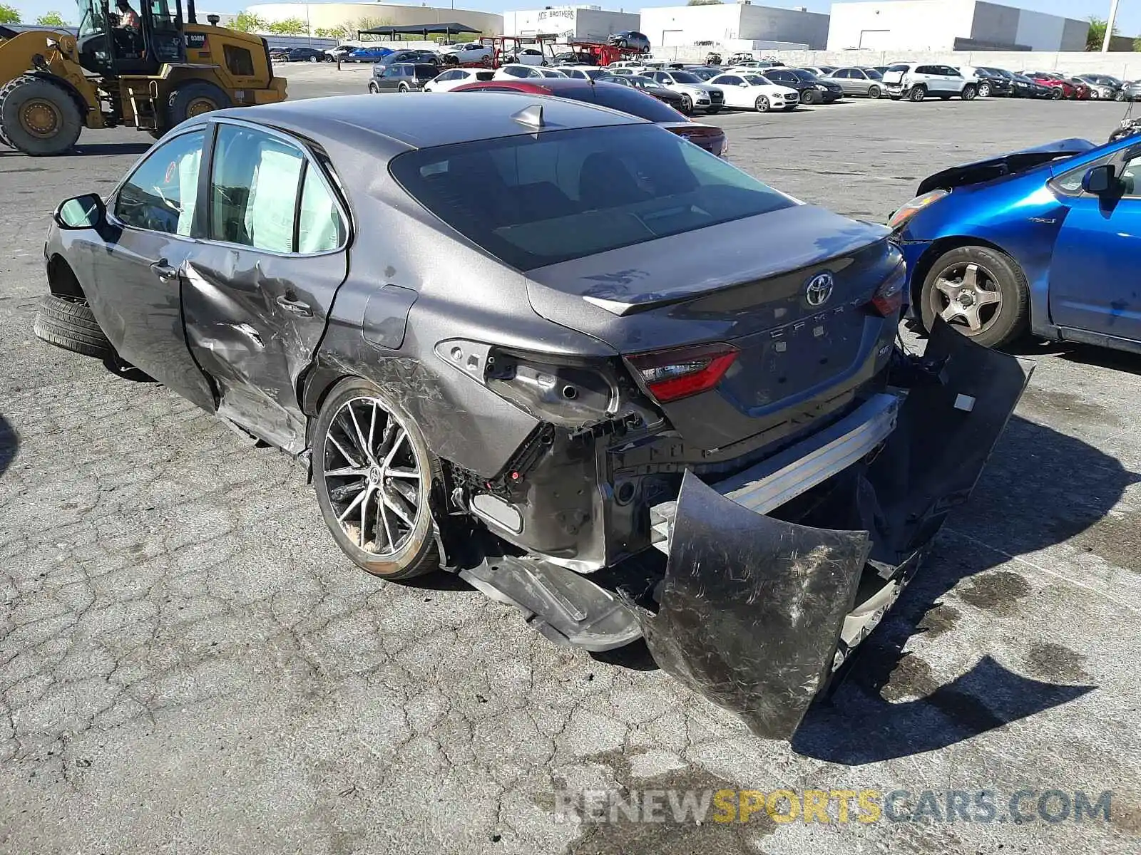 3 Photograph of a damaged car 4T1G11AK1MU551940 TOYOTA CAMRY 2021