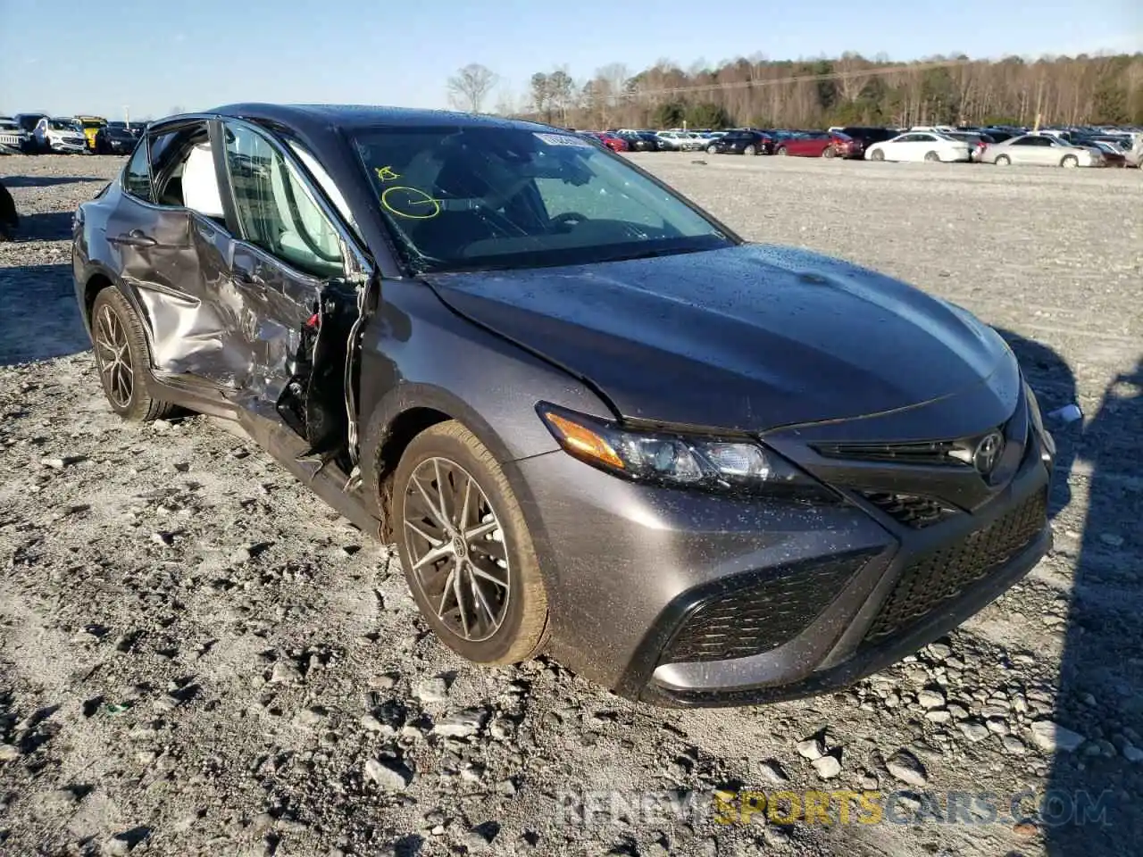 1 Photograph of a damaged car 4T1G11AK1MU556054 TOYOTA CAMRY 2021