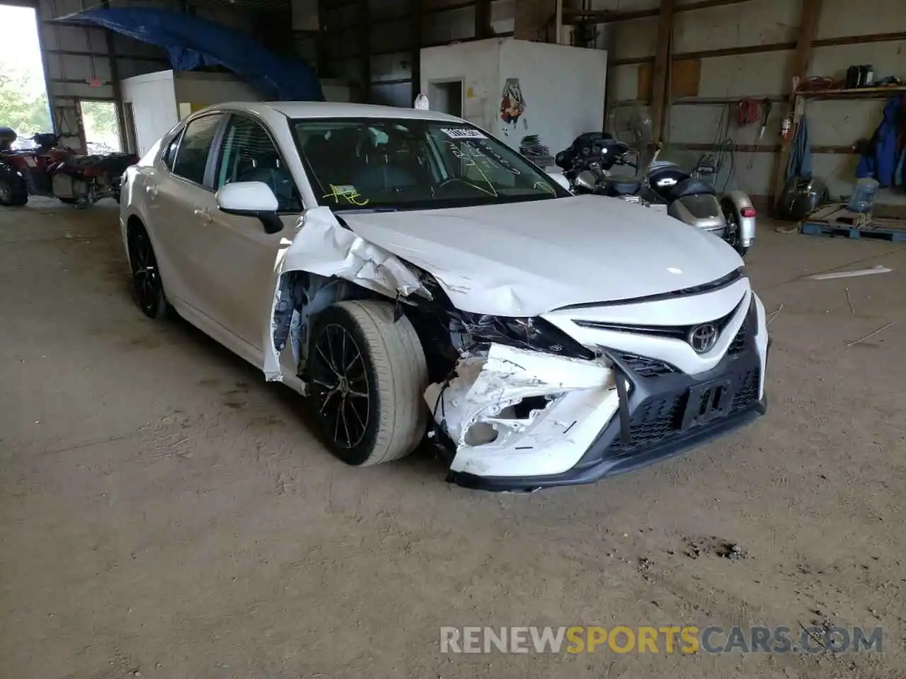 1 Photograph of a damaged car 4T1G11AK1MU559987 TOYOTA CAMRY 2021