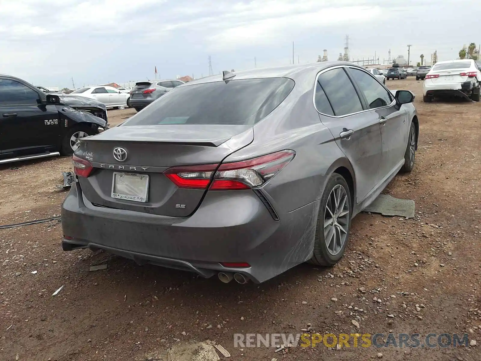 4 Photograph of a damaged car 4T1G11AK1MU578717 TOYOTA CAMRY 2021