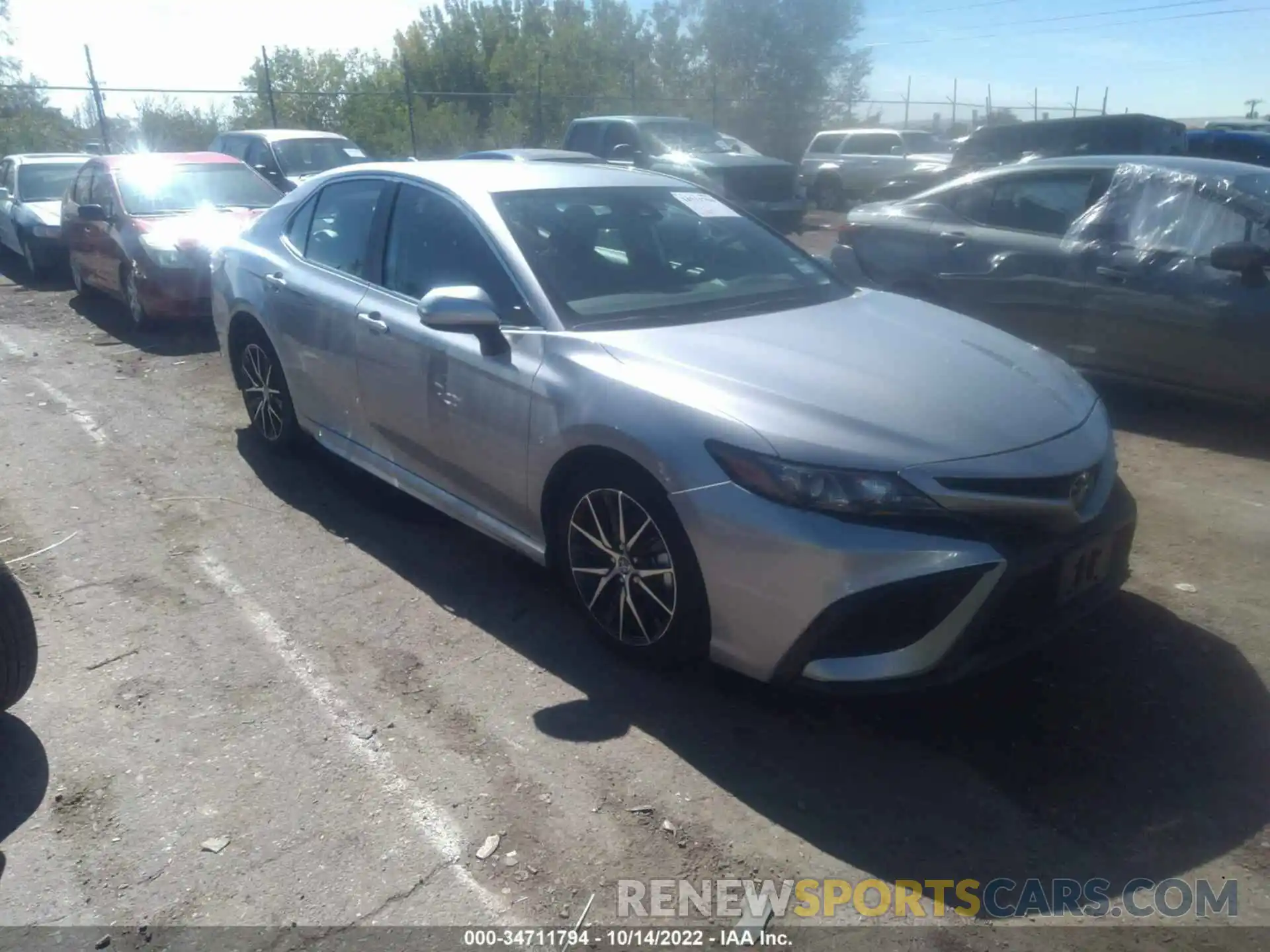 1 Photograph of a damaged car 4T1G11AK1MU583822 TOYOTA CAMRY 2021