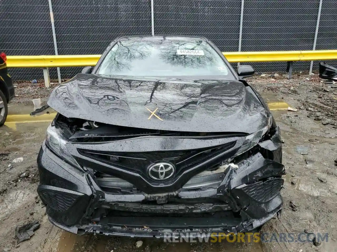 5 Photograph of a damaged car 4T1G11AK1MU584405 TOYOTA CAMRY 2021