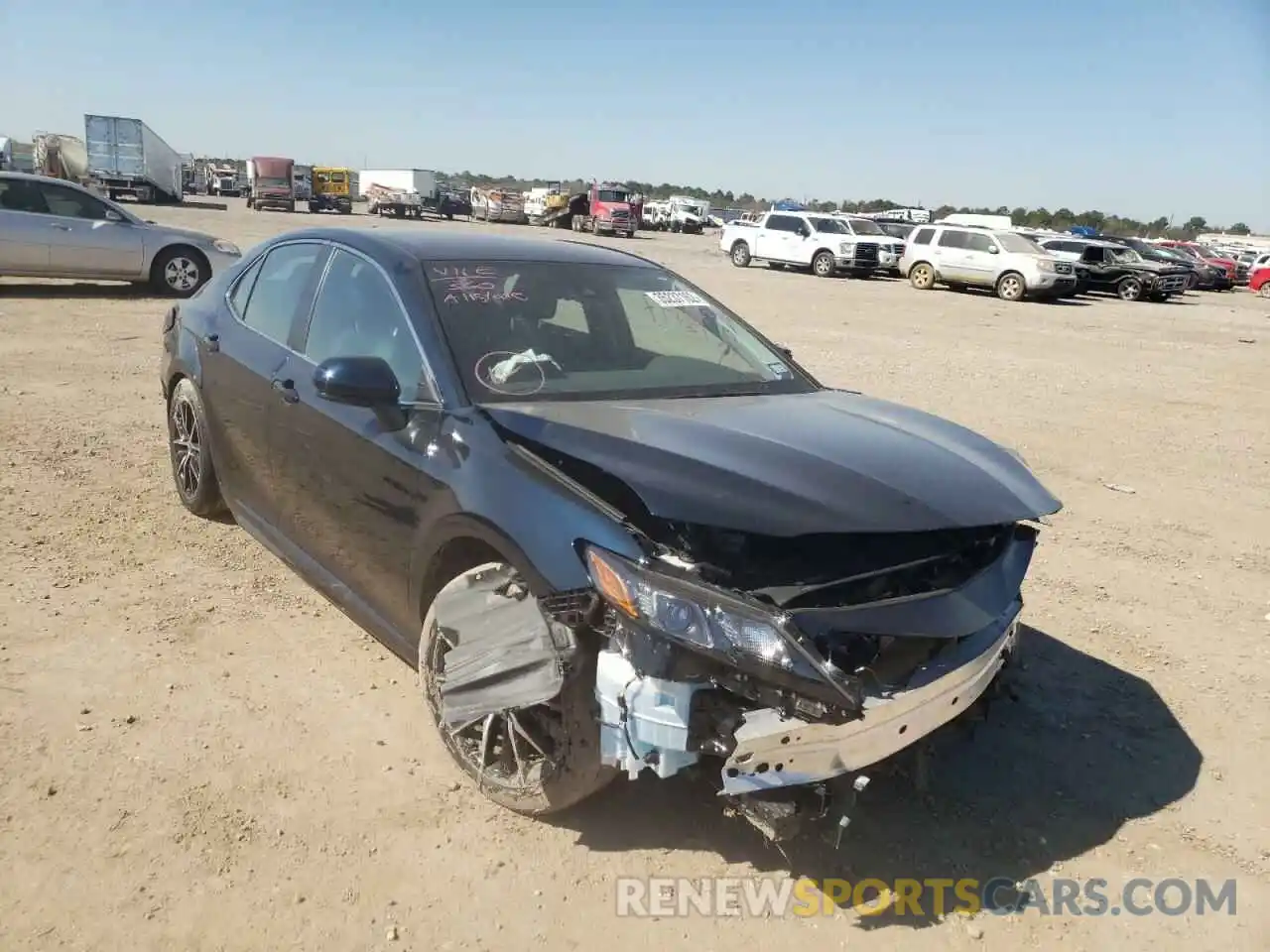 1 Photograph of a damaged car 4T1G11AK1MU587336 TOYOTA CAMRY 2021