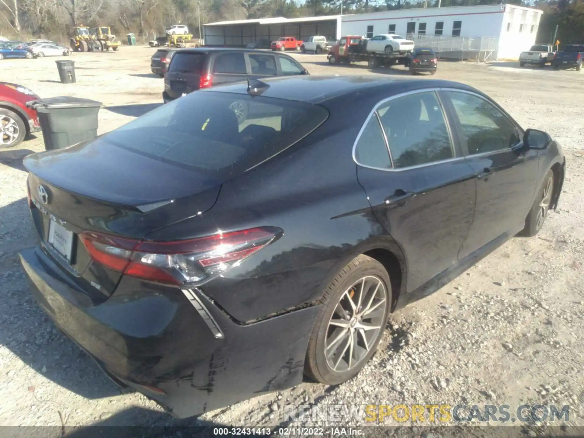 4 Photograph of a damaged car 4T1G11AK1MU592861 TOYOTA CAMRY 2021