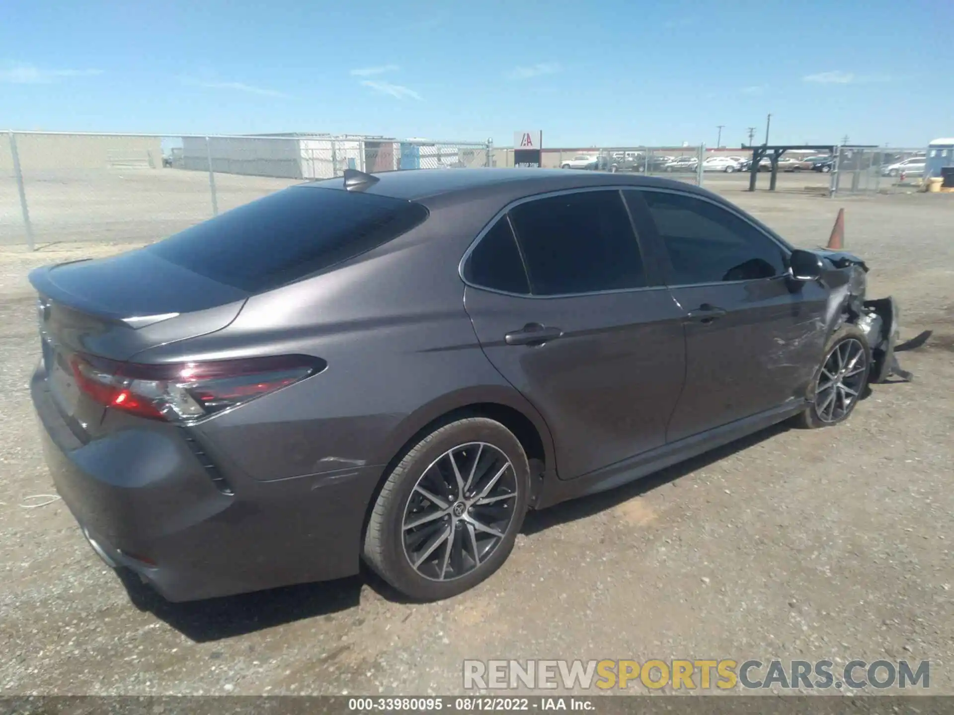 4 Photograph of a damaged car 4T1G11AK1MU616818 TOYOTA CAMRY 2021