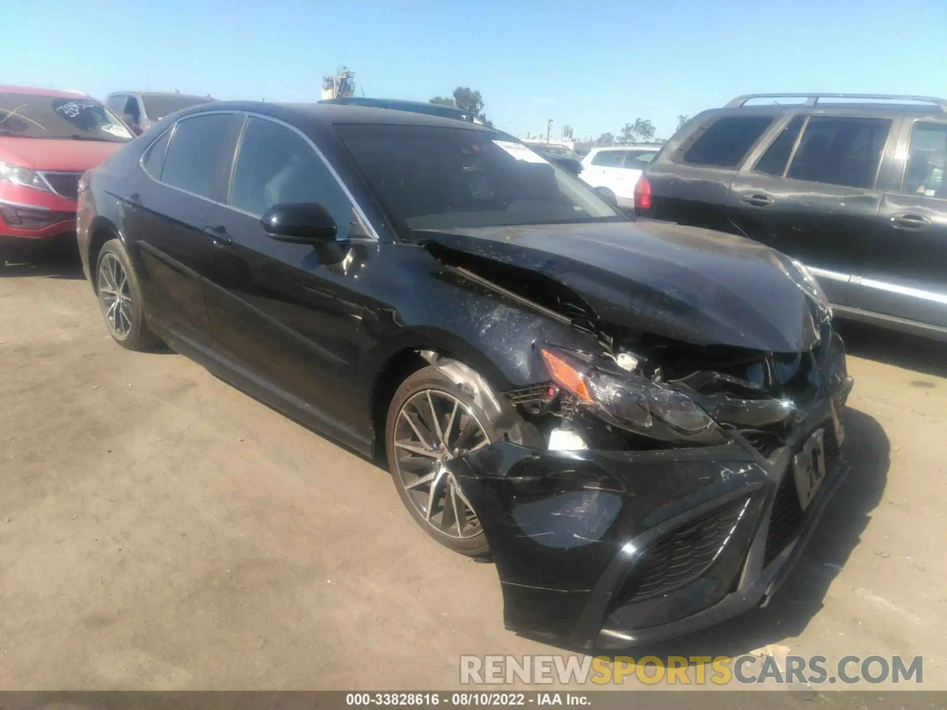 1 Photograph of a damaged car 4T1G11AK2MU406020 TOYOTA CAMRY 2021