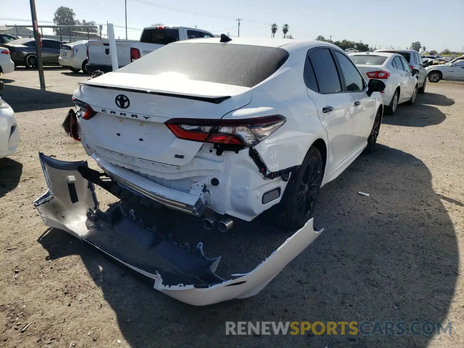 4 Photograph of a damaged car 4T1G11AK2MU411668 TOYOTA CAMRY 2021