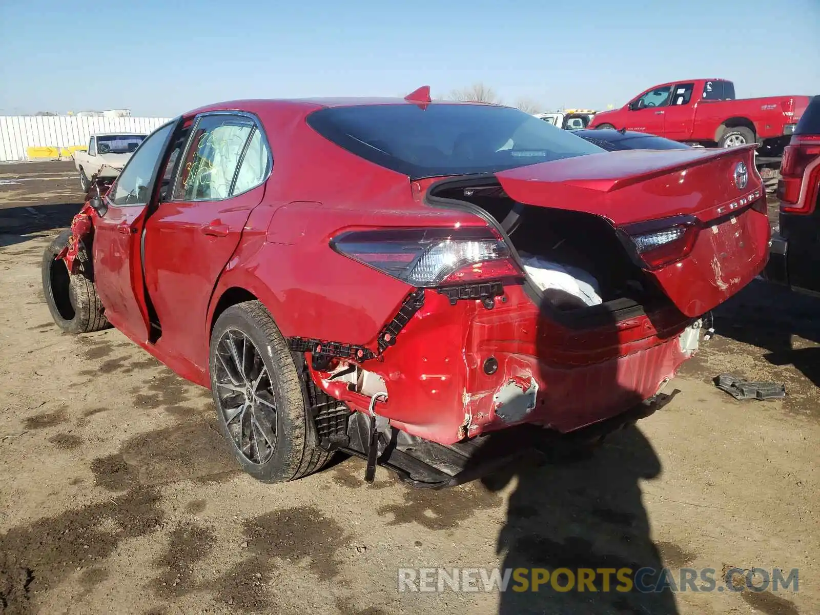 3 Photograph of a damaged car 4T1G11AK2MU427448 TOYOTA CAMRY 2021