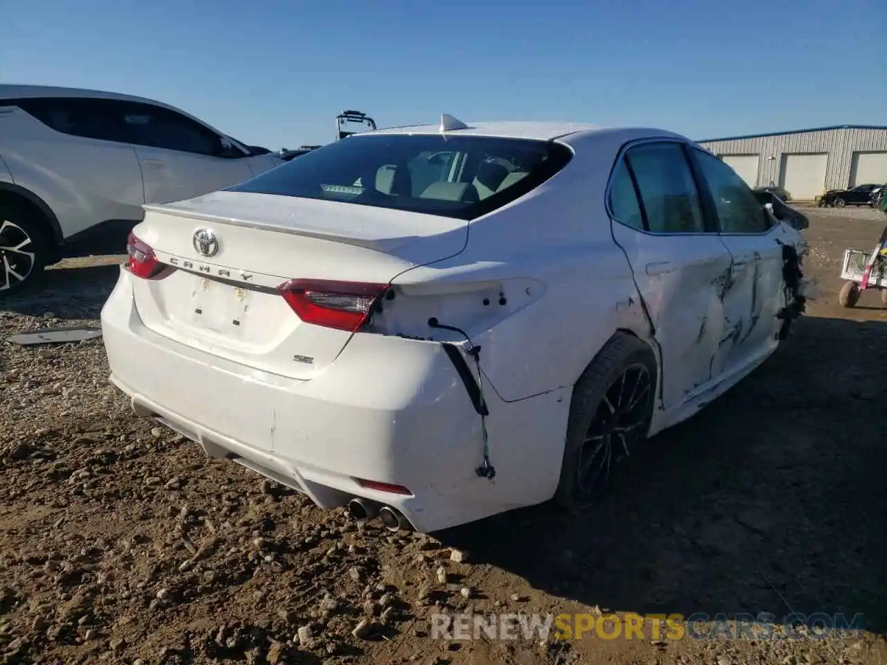 4 Фотография поврежденного автомобиля 4T1G11AK2MU429474 TOYOTA CAMRY 2021