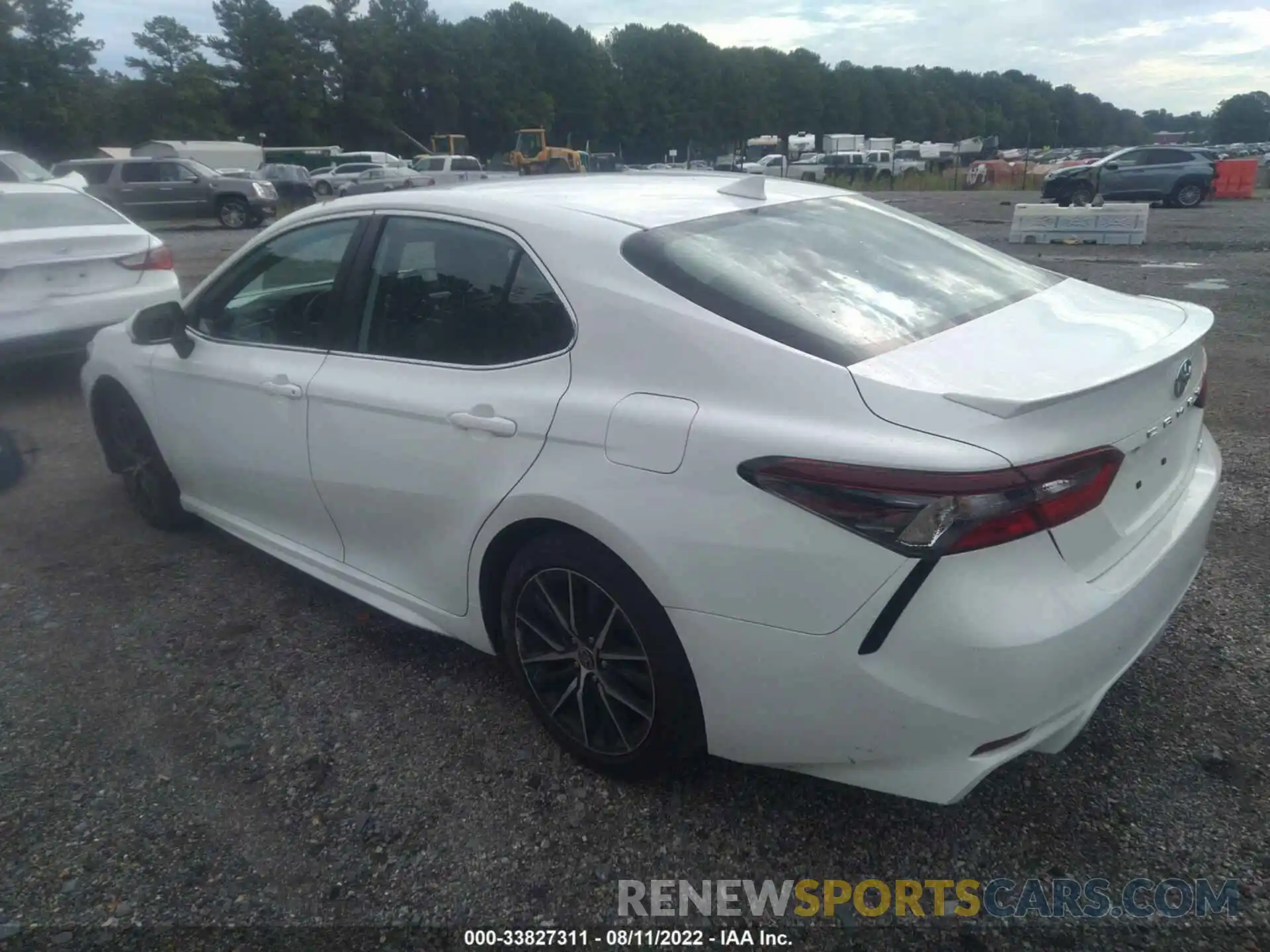 3 Photograph of a damaged car 4T1G11AK2MU433377 TOYOTA CAMRY 2021