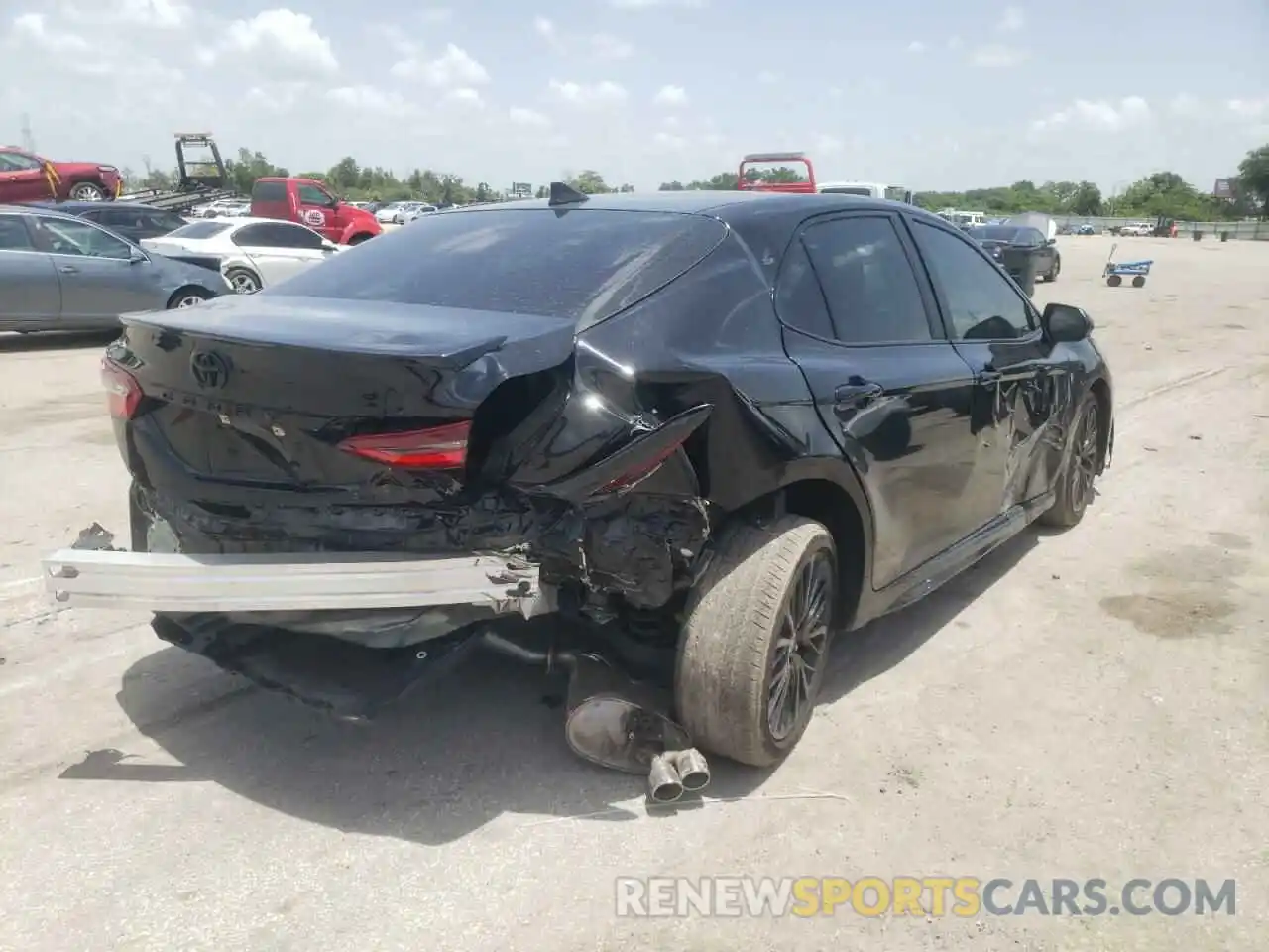 4 Photograph of a damaged car 4T1G11AK2MU433413 TOYOTA CAMRY 2021