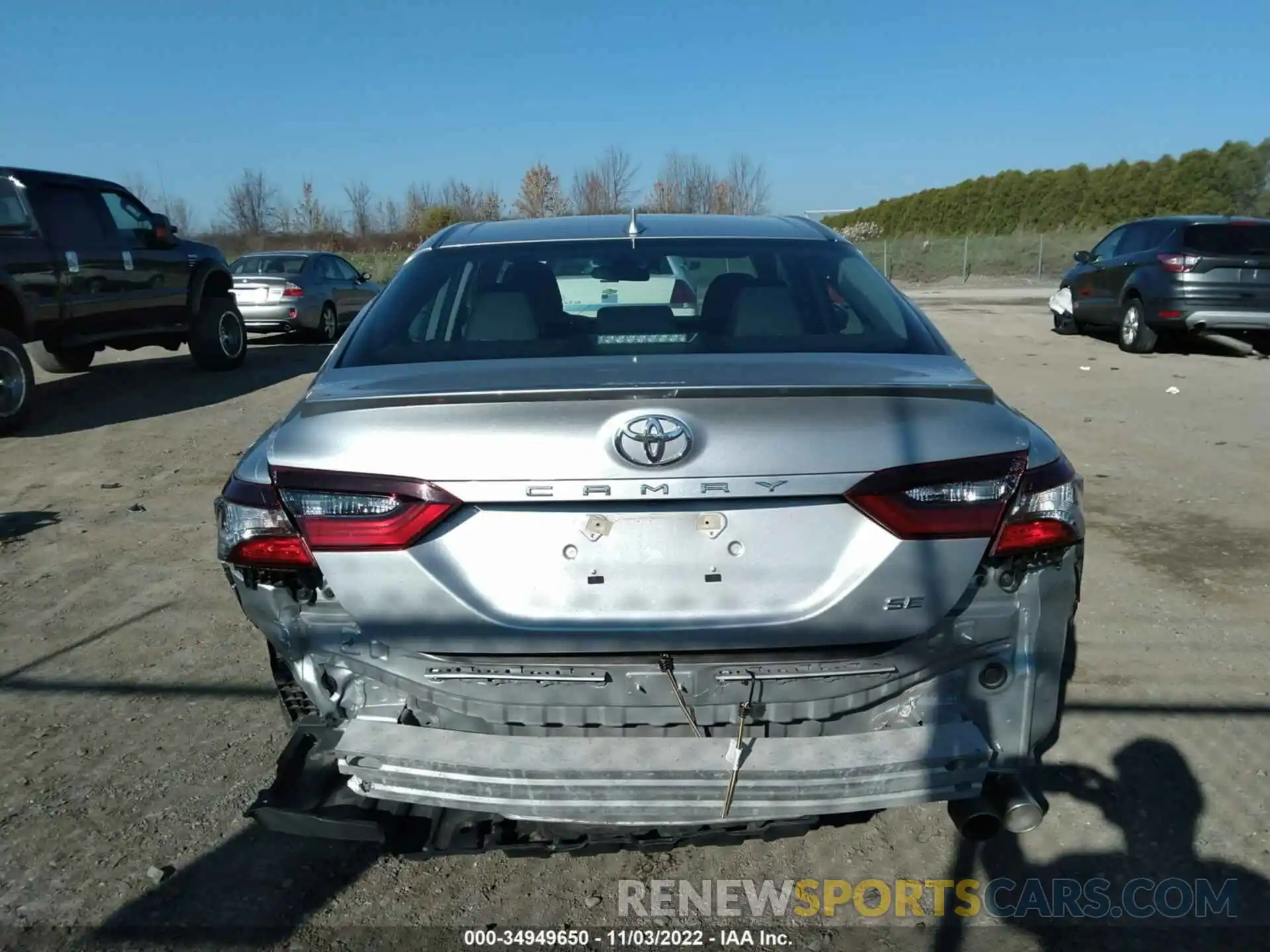 6 Photograph of a damaged car 4T1G11AK2MU448056 TOYOTA CAMRY 2021