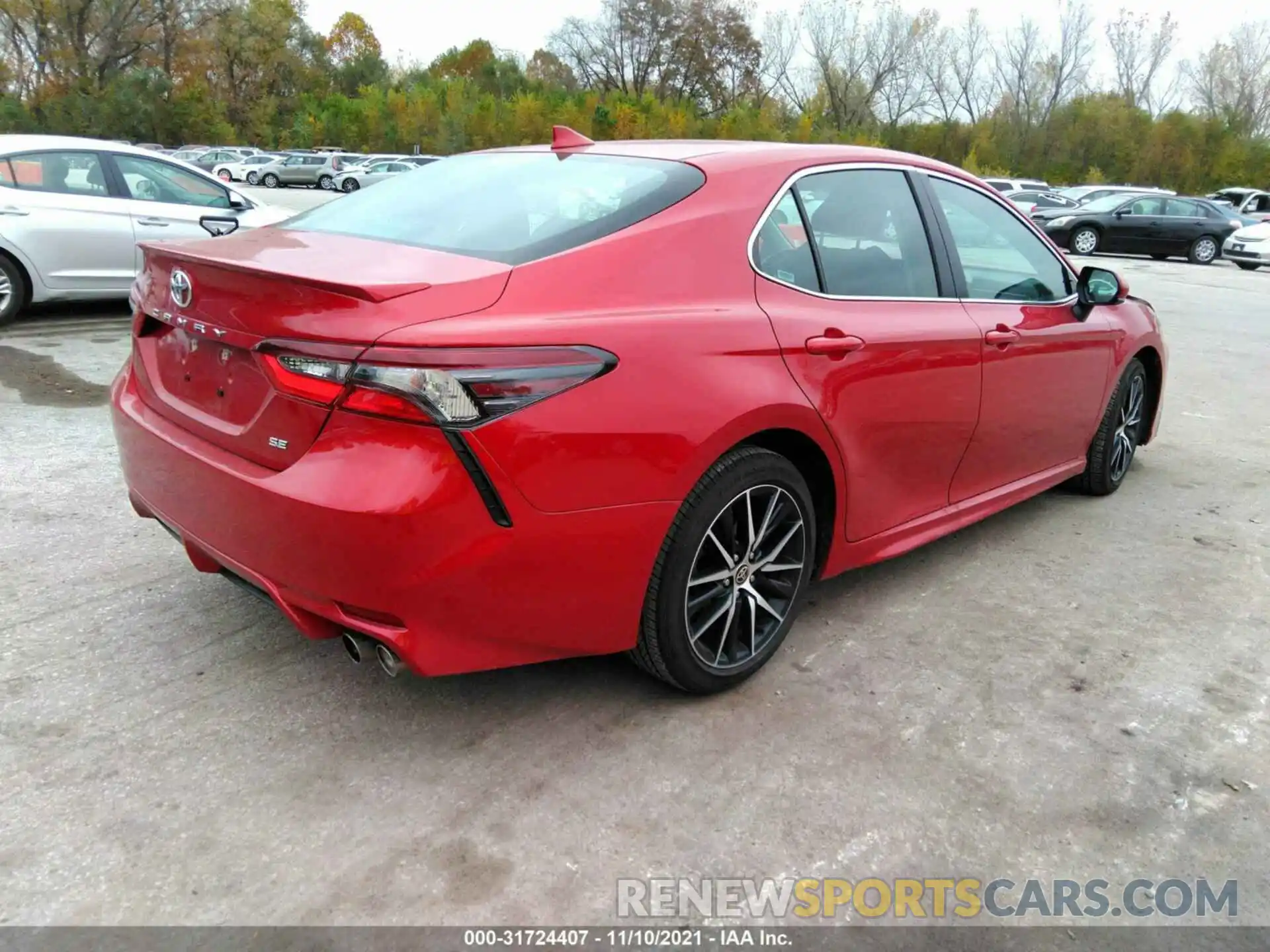 4 Photograph of a damaged car 4T1G11AK2MU464564 TOYOTA CAMRY 2021