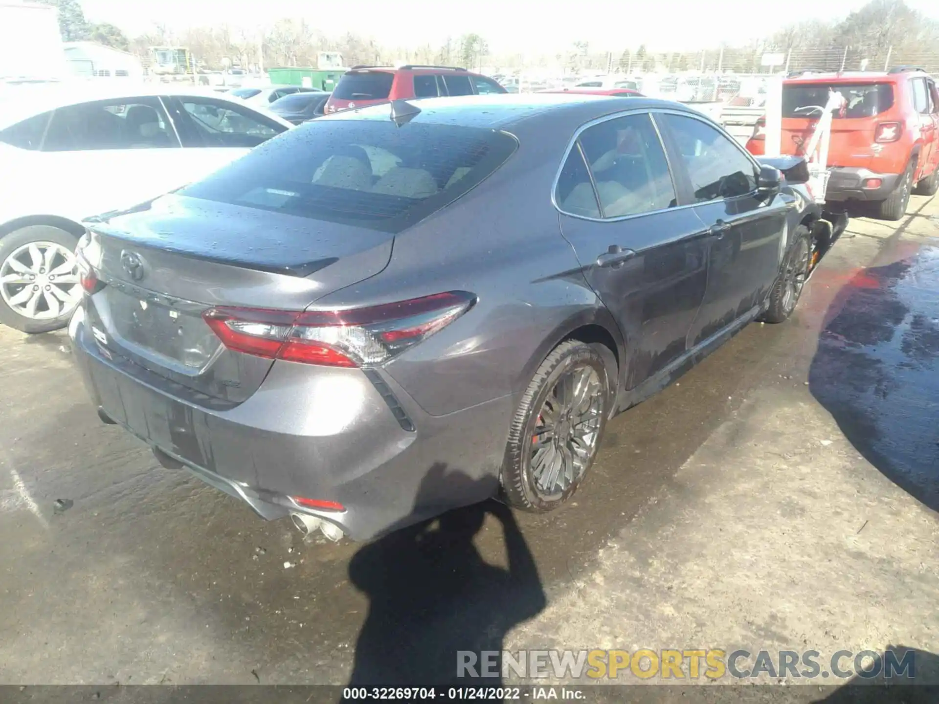 4 Photograph of a damaged car 4T1G11AK2MU478285 TOYOTA CAMRY 2021