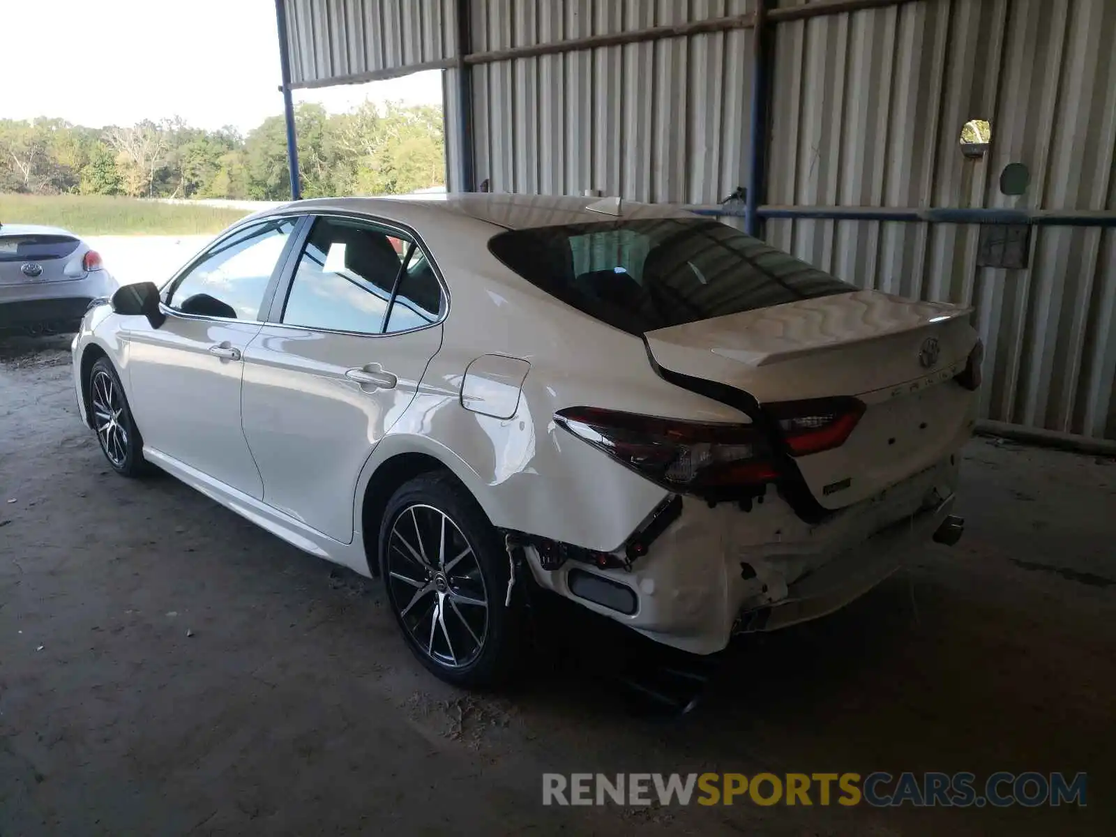 3 Photograph of a damaged car 4T1G11AK2MU492459 TOYOTA CAMRY 2021