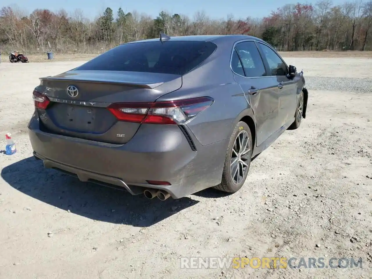 4 Photograph of a damaged car 4T1G11AK2MU494017 TOYOTA CAMRY 2021