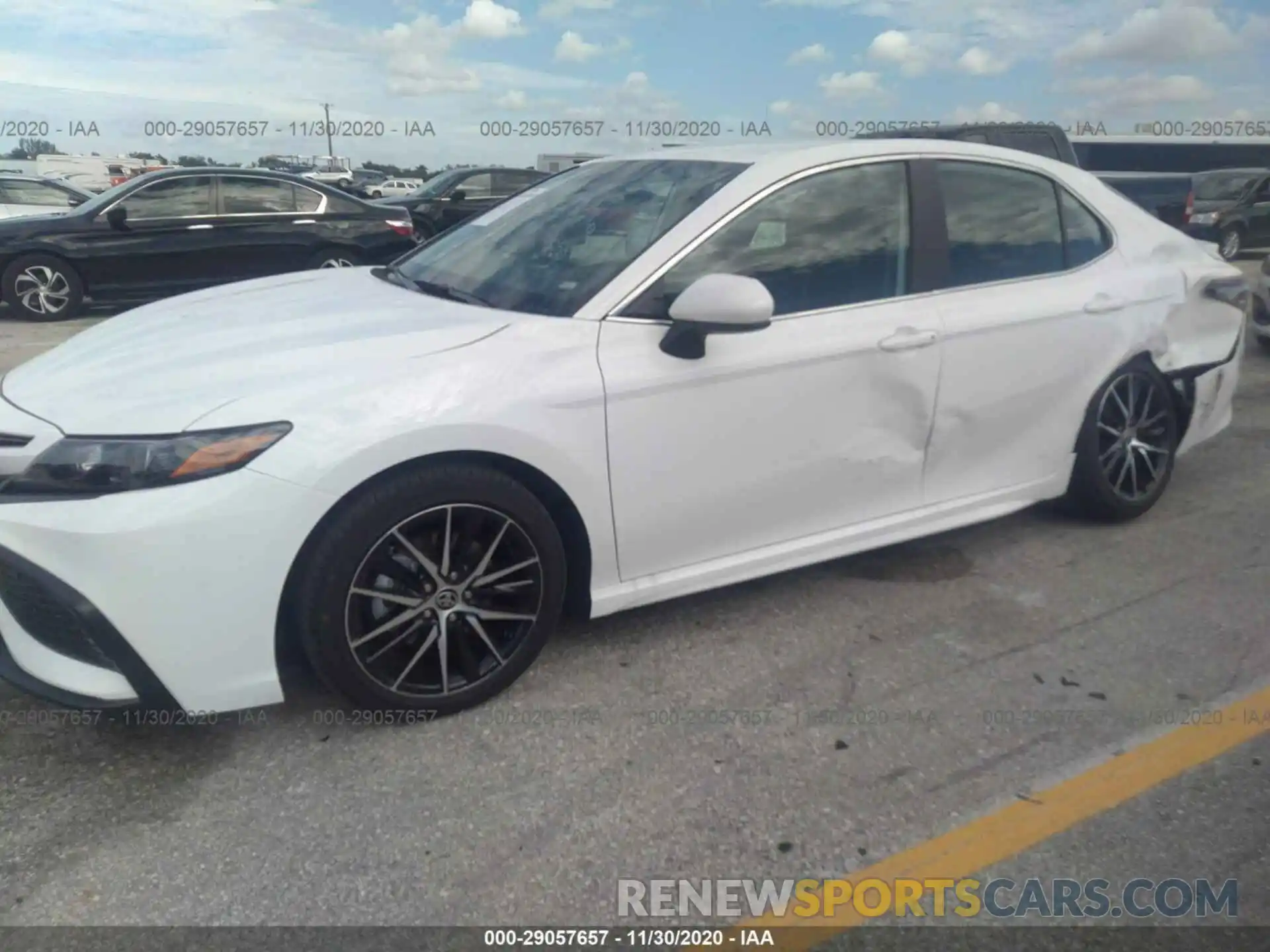 6 Photograph of a damaged car 4T1G11AK2MU518073 TOYOTA CAMRY 2021