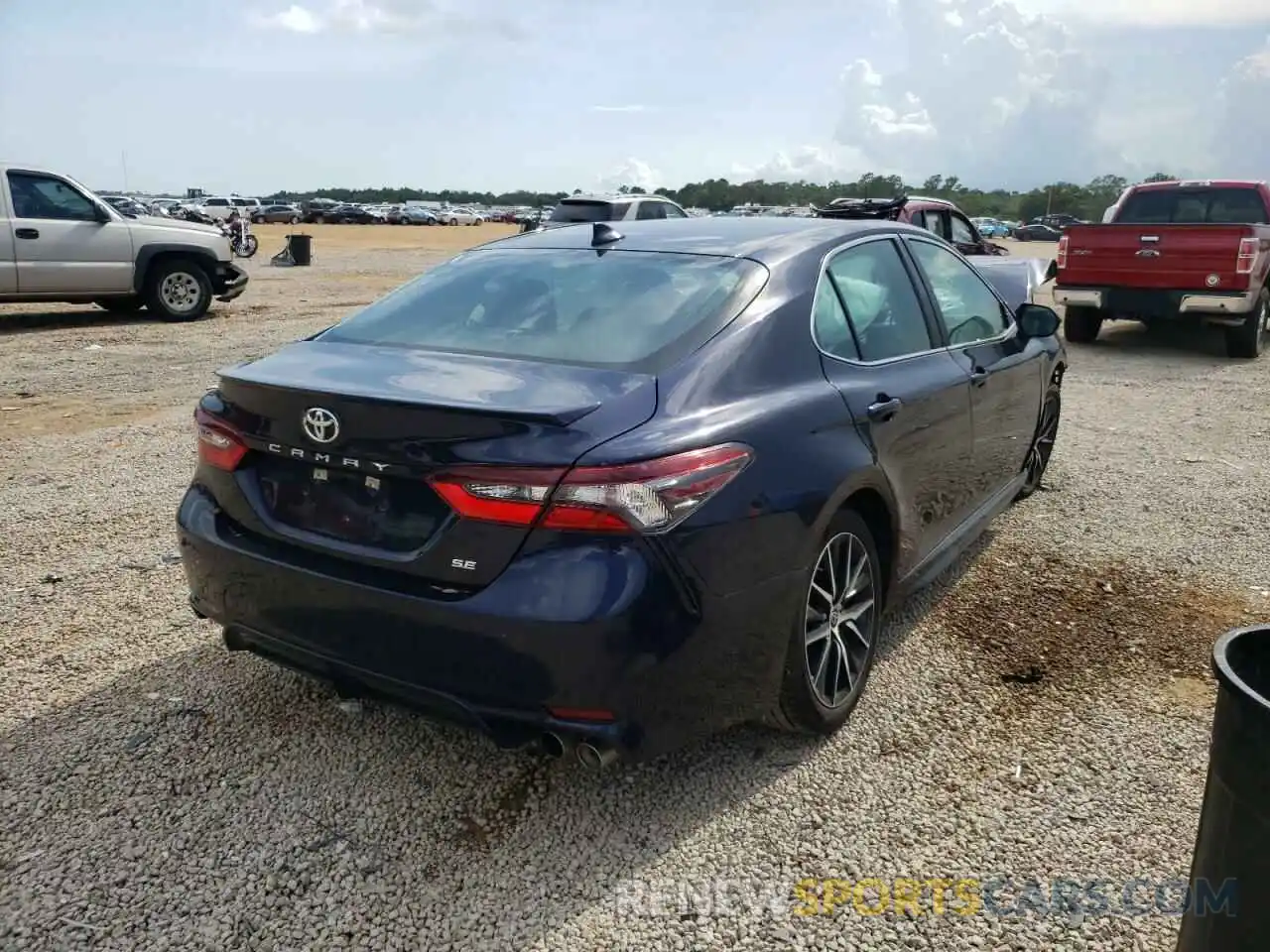 4 Photograph of a damaged car 4T1G11AK2MU518381 TOYOTA CAMRY 2021