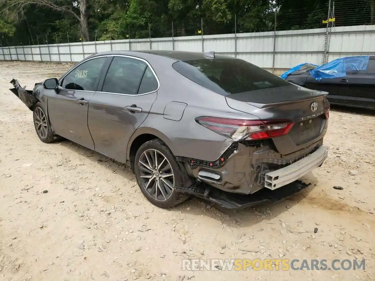 3 Photograph of a damaged car 4T1G11AK2MU539666 TOYOTA CAMRY 2021