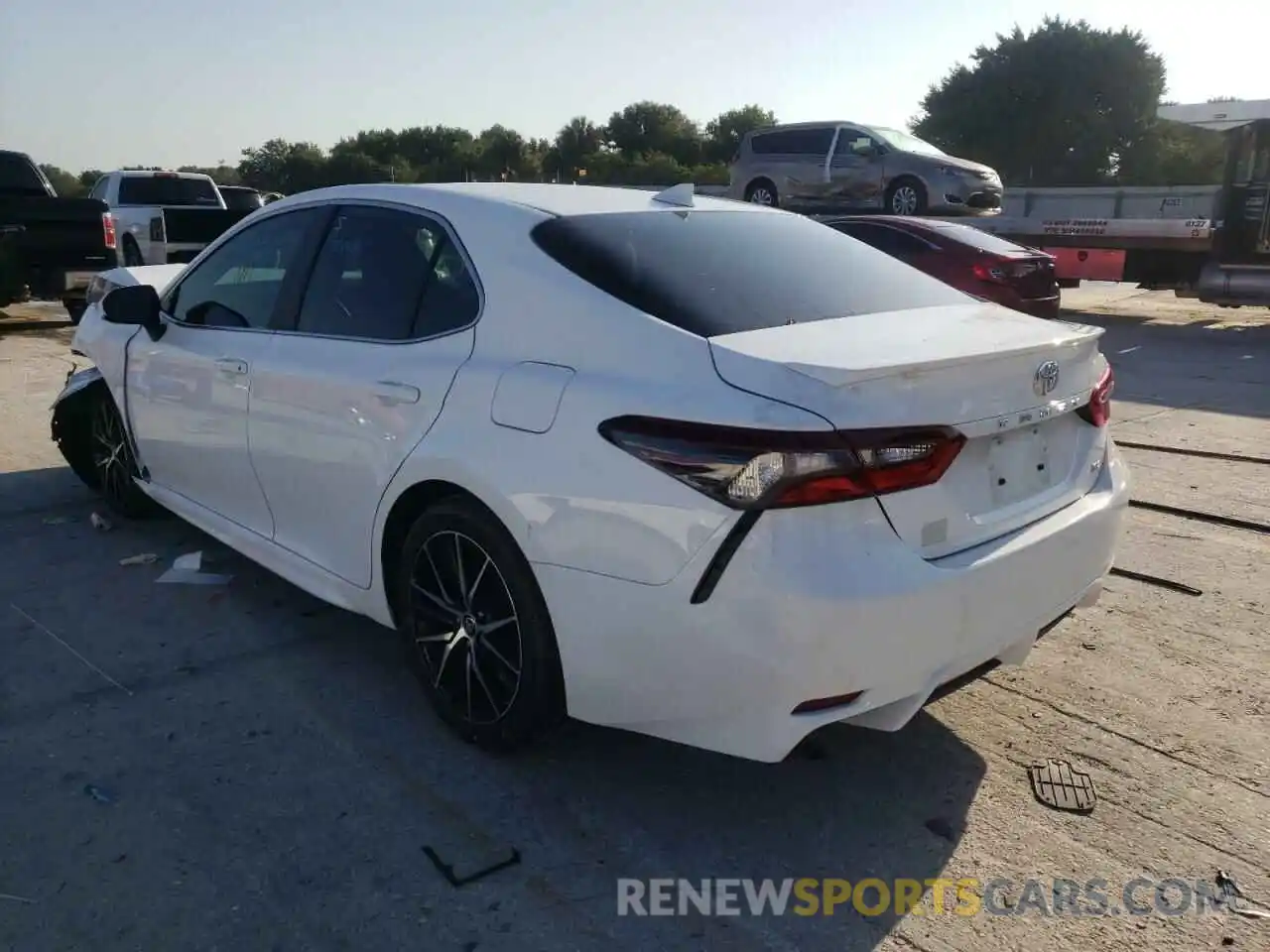 3 Photograph of a damaged car 4T1G11AK2MU563546 TOYOTA CAMRY 2021