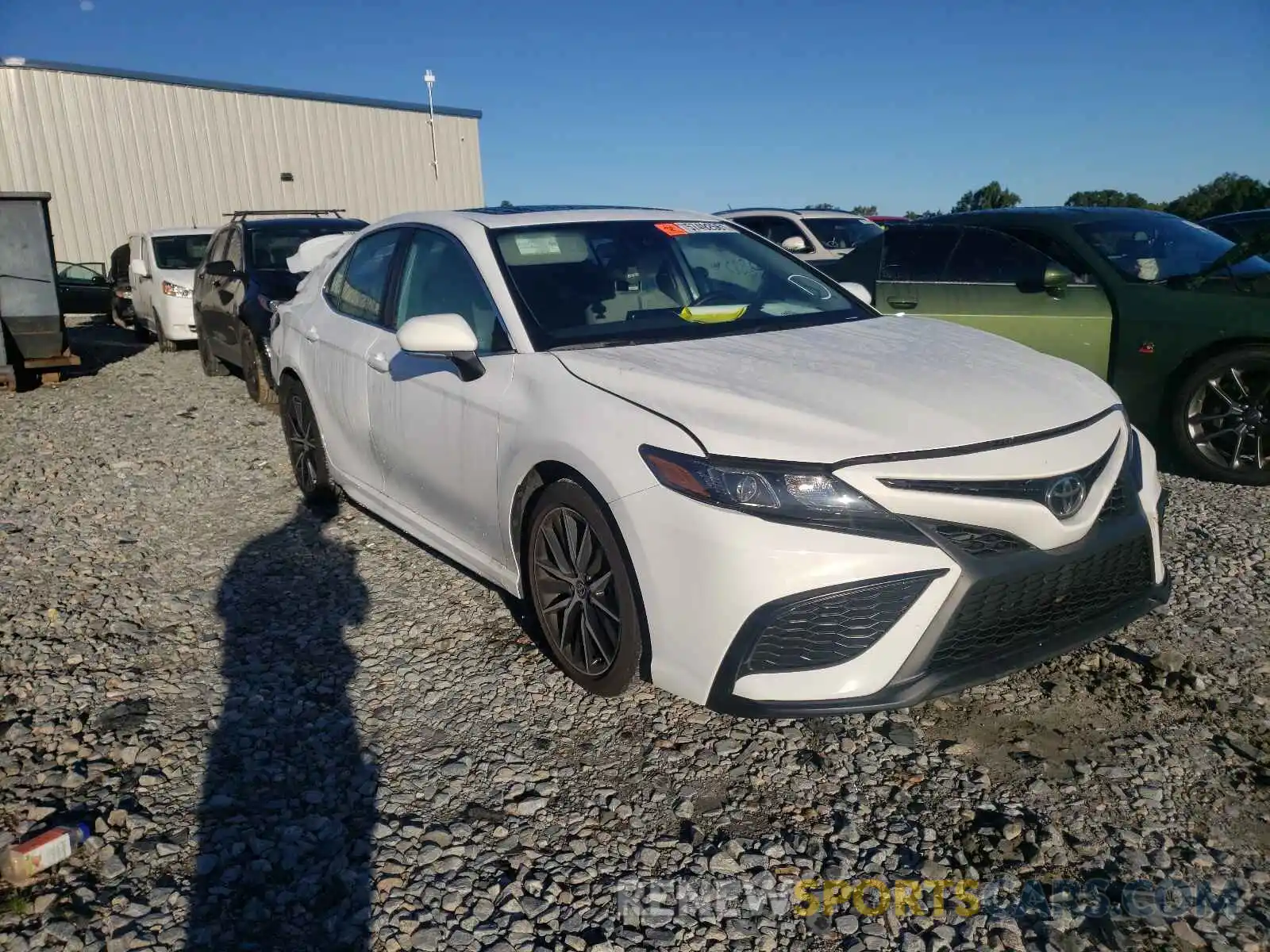 1 Photograph of a damaged car 4T1G11AK2MU570559 TOYOTA CAMRY 2021