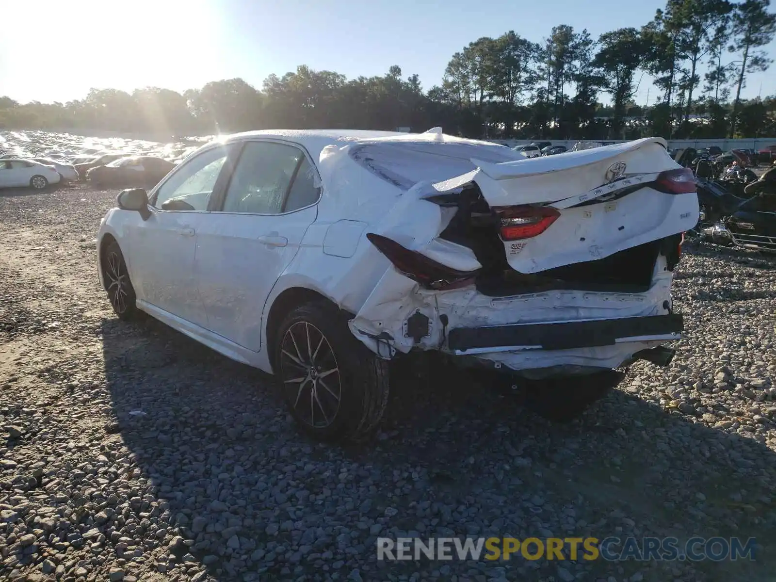 3 Photograph of a damaged car 4T1G11AK2MU570559 TOYOTA CAMRY 2021