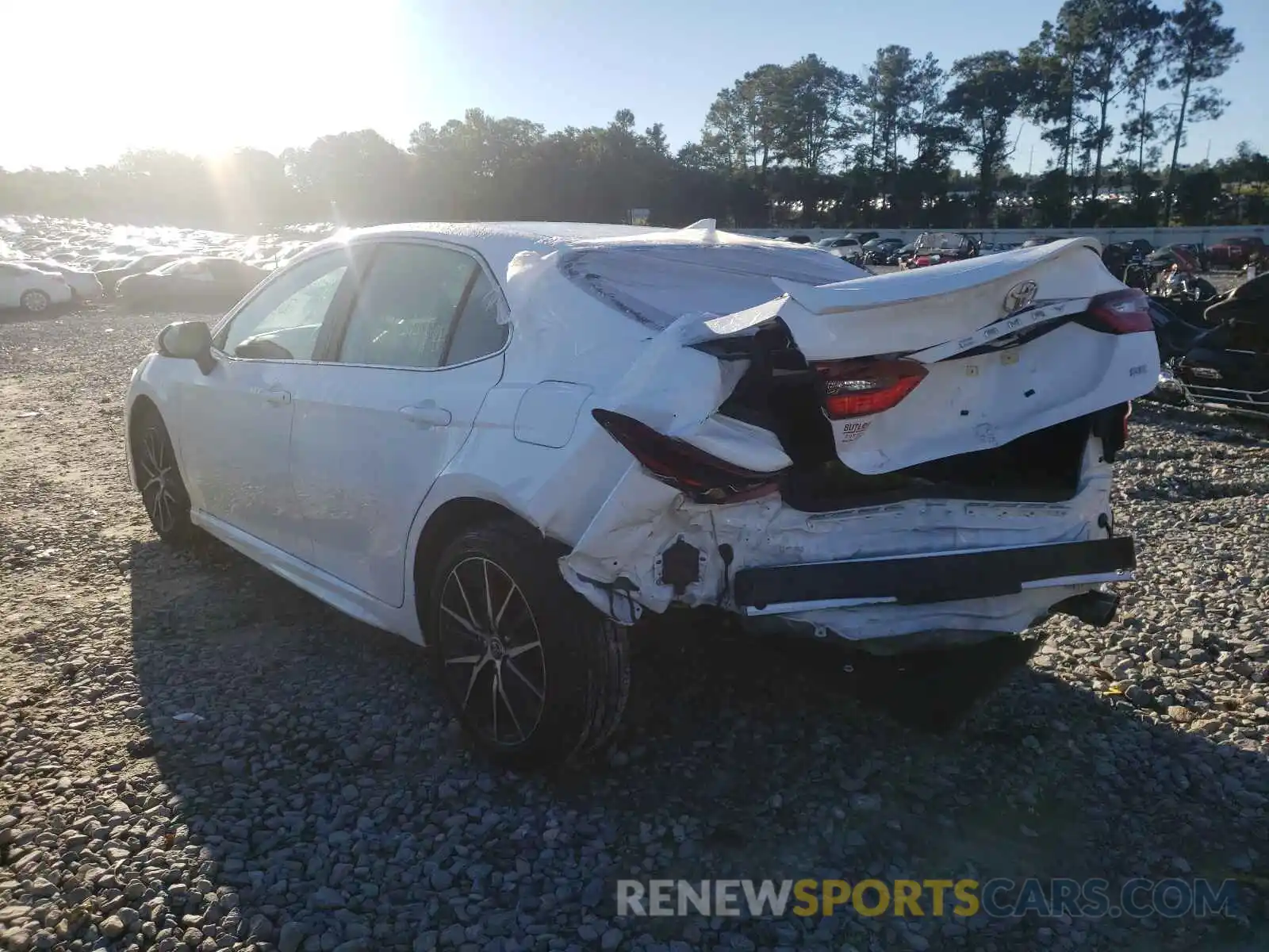 9 Photograph of a damaged car 4T1G11AK2MU570559 TOYOTA CAMRY 2021