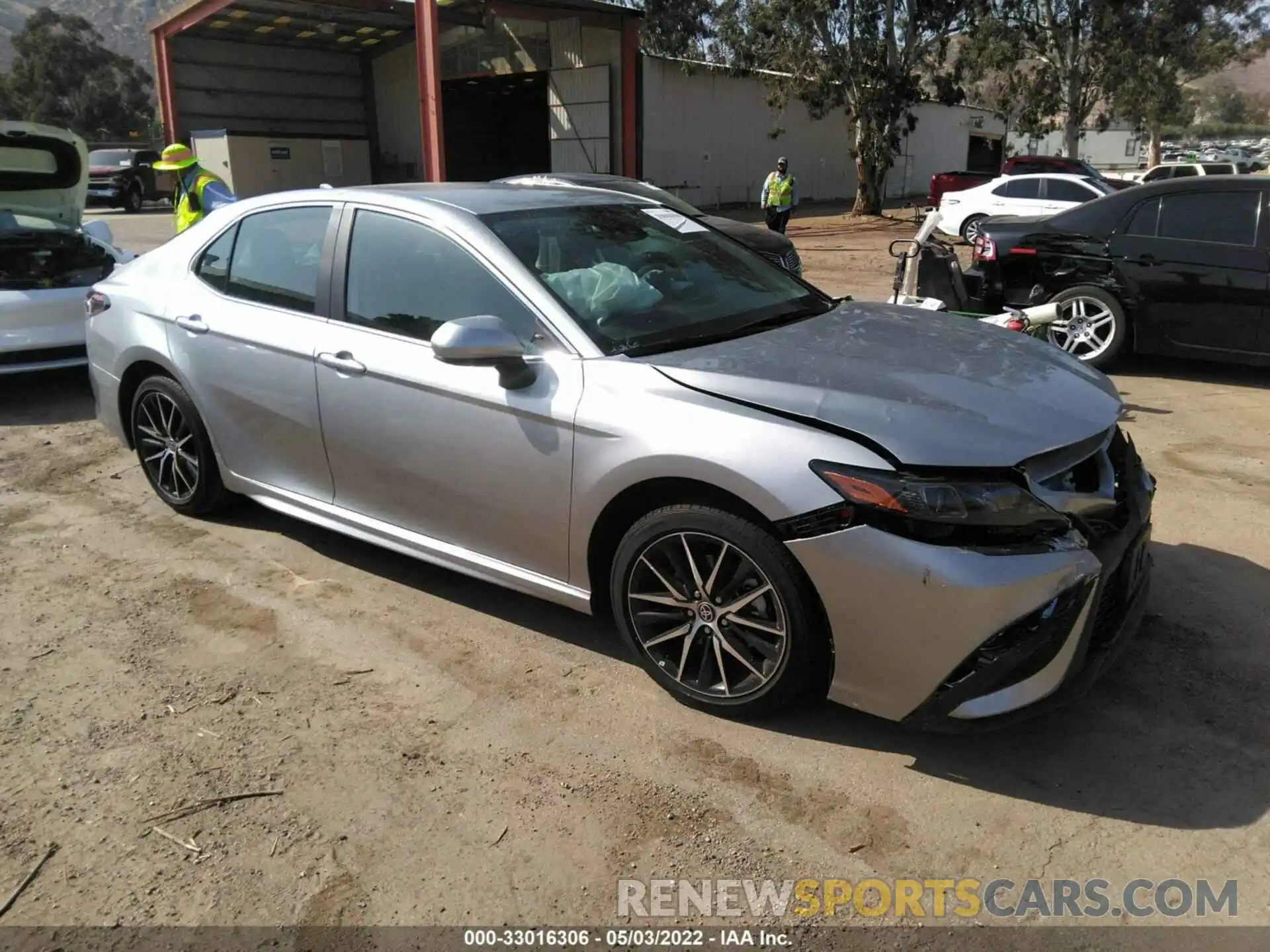 1 Photograph of a damaged car 4T1G11AK2MU571629 TOYOTA CAMRY 2021