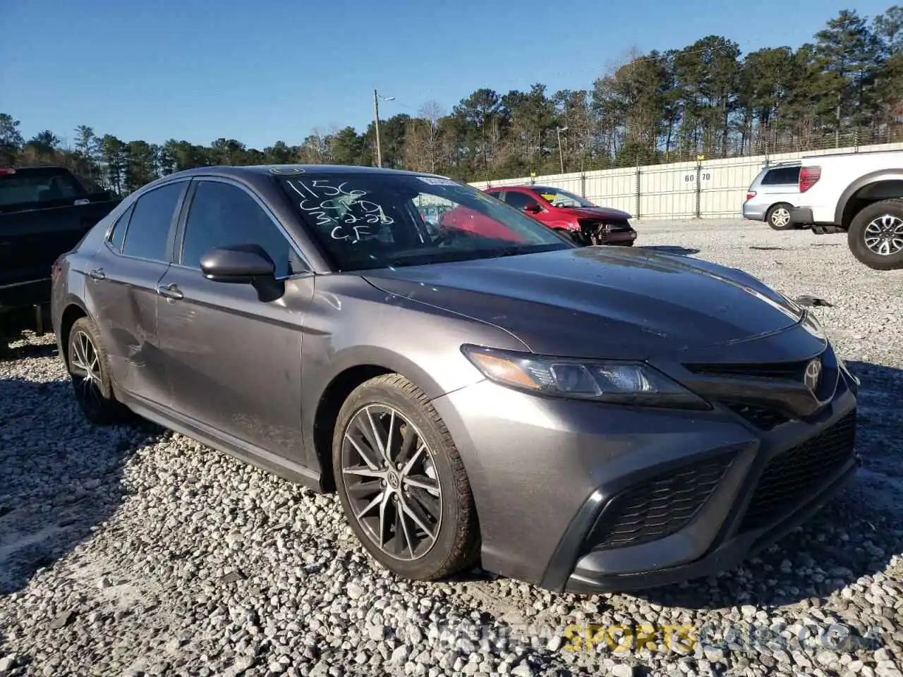 1 Photograph of a damaged car 4T1G11AK2MU581156 TOYOTA CAMRY 2021