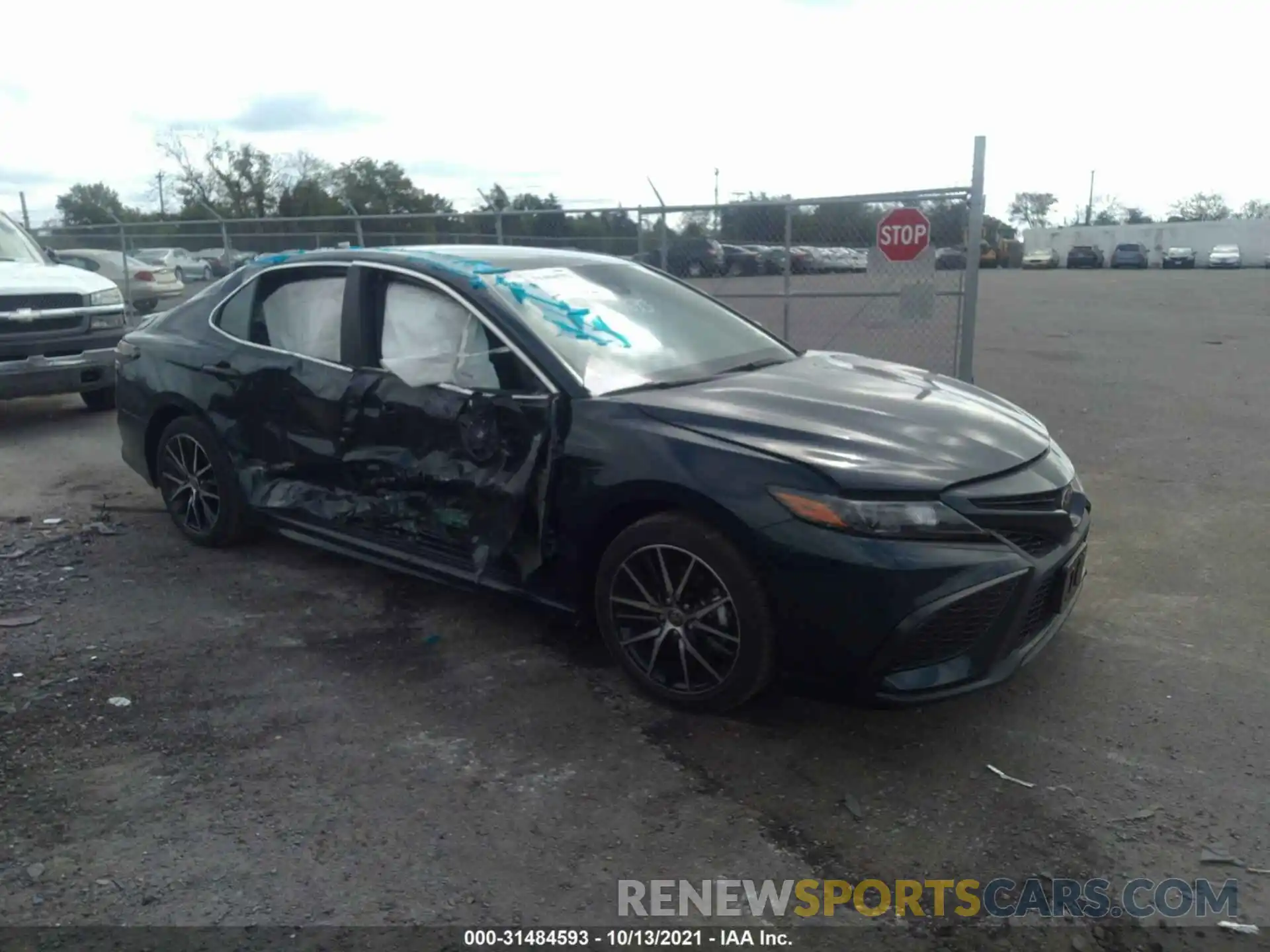 1 Photograph of a damaged car 4T1G11AK2MU583831 TOYOTA CAMRY 2021