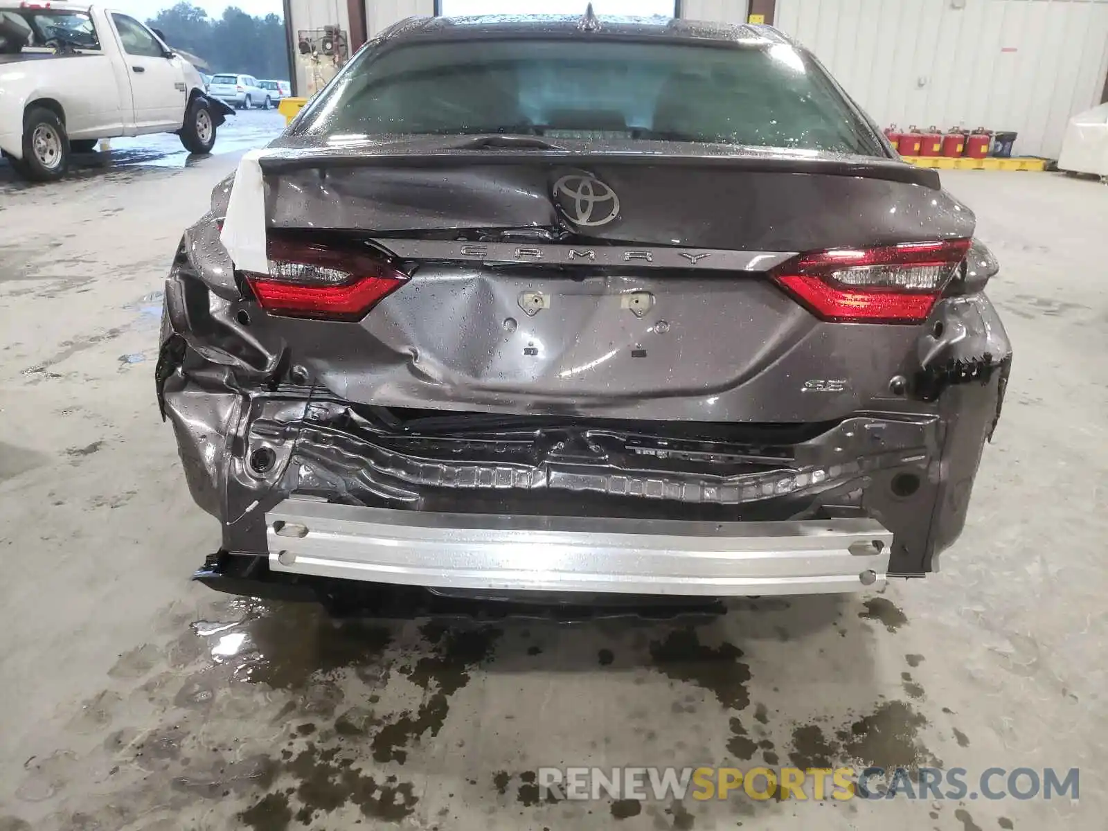 9 Photograph of a damaged car 4T1G11AK2MU585241 TOYOTA CAMRY 2021