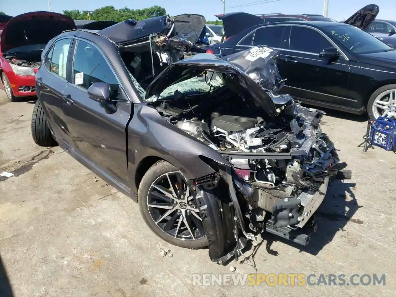 1 Photograph of a damaged car 4T1G11AK2MU588382 TOYOTA CAMRY 2021