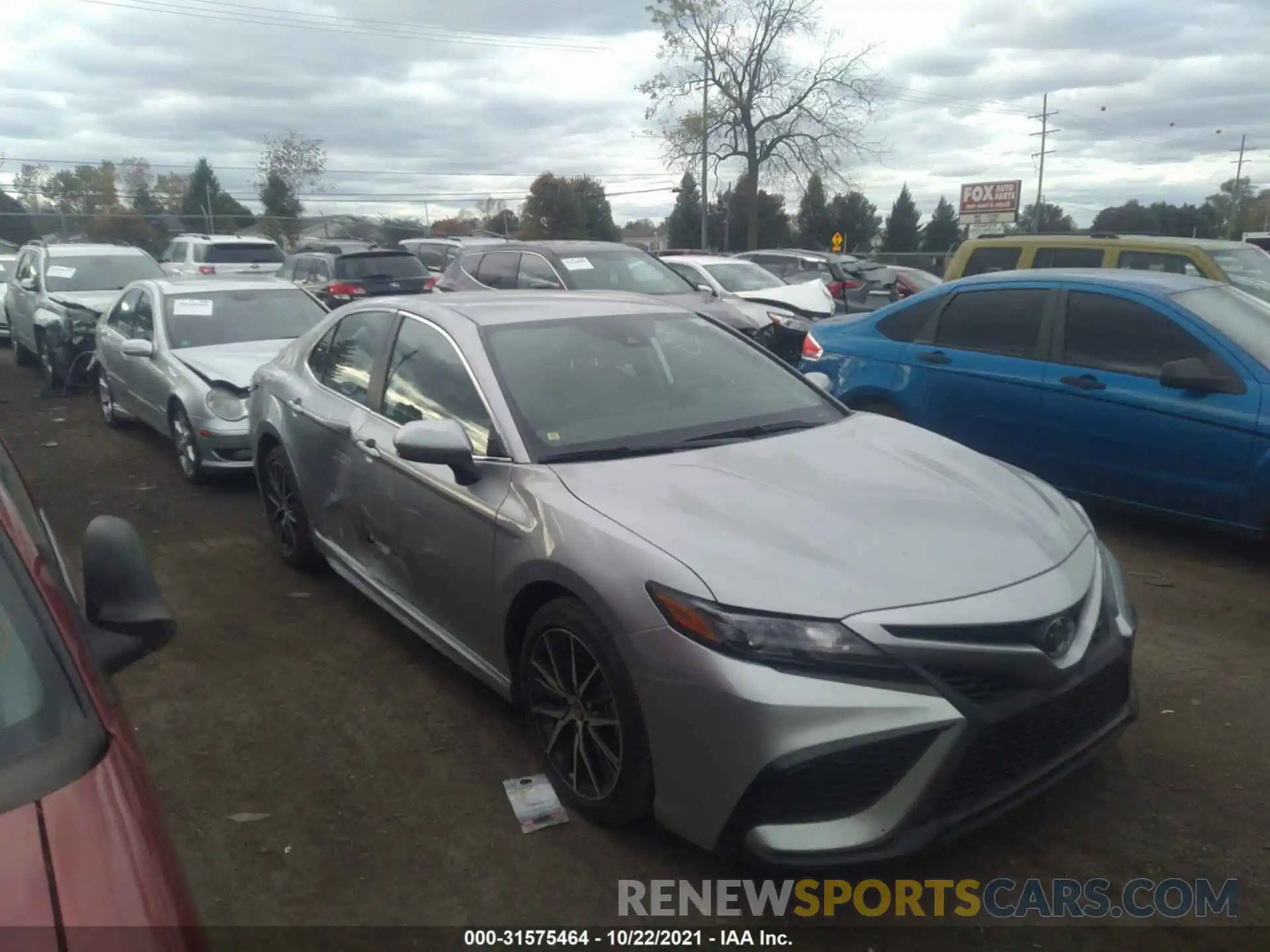 1 Photograph of a damaged car 4T1G11AK2MU589550 TOYOTA CAMRY 2021