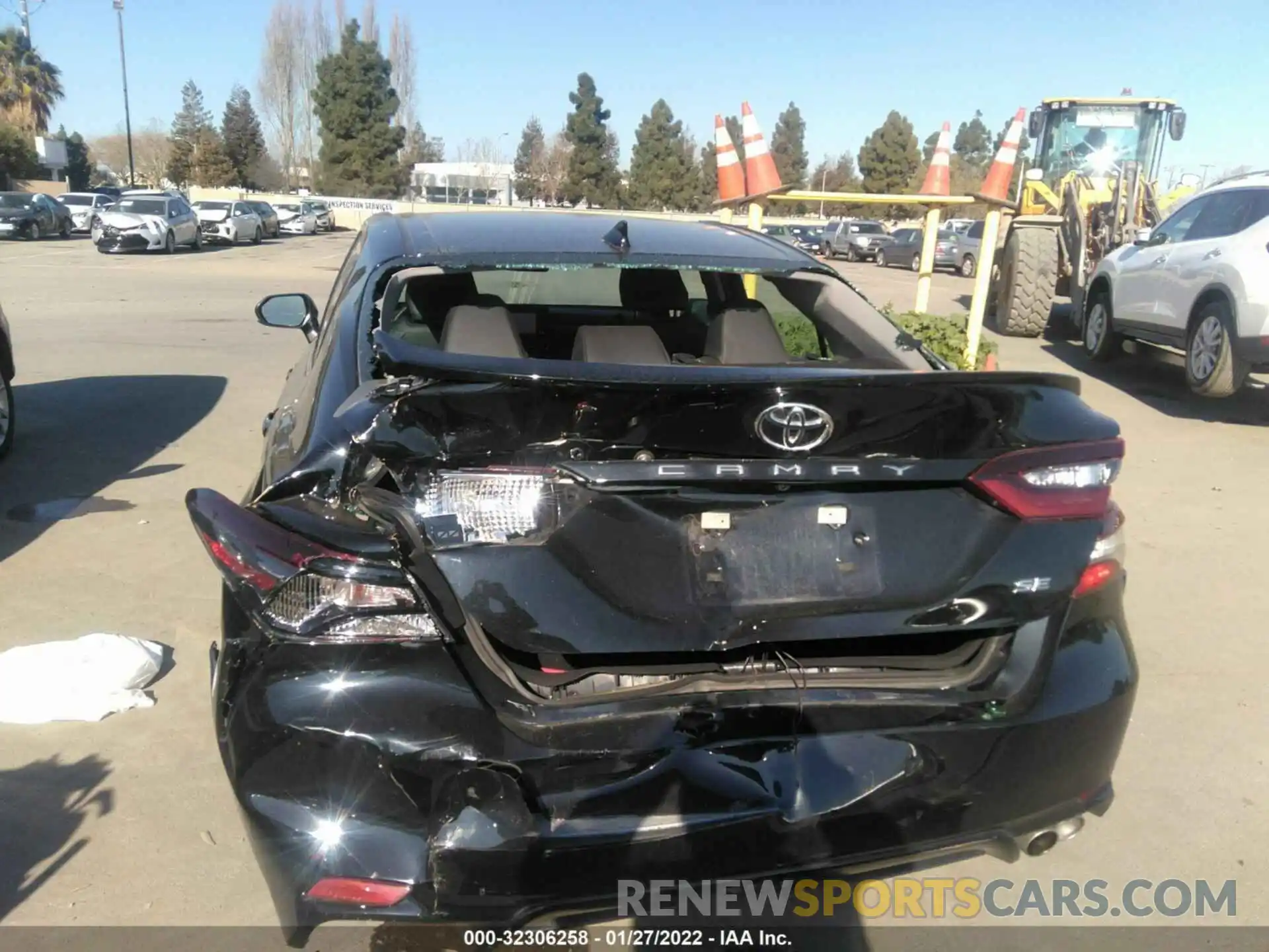 6 Photograph of a damaged car 4T1G11AK2MU592142 TOYOTA CAMRY 2021