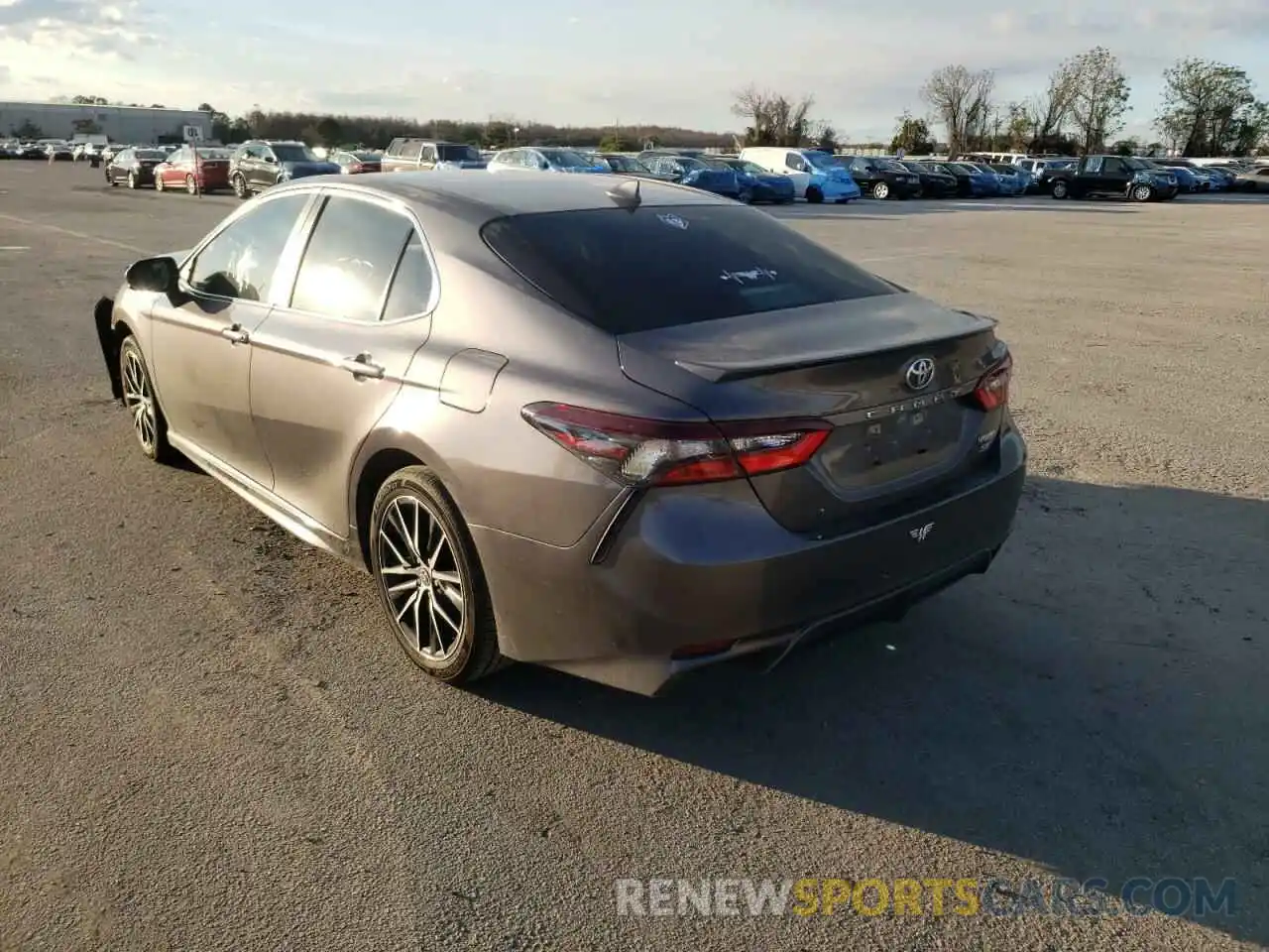 3 Photograph of a damaged car 4T1G11AK2MU610736 TOYOTA CAMRY 2021