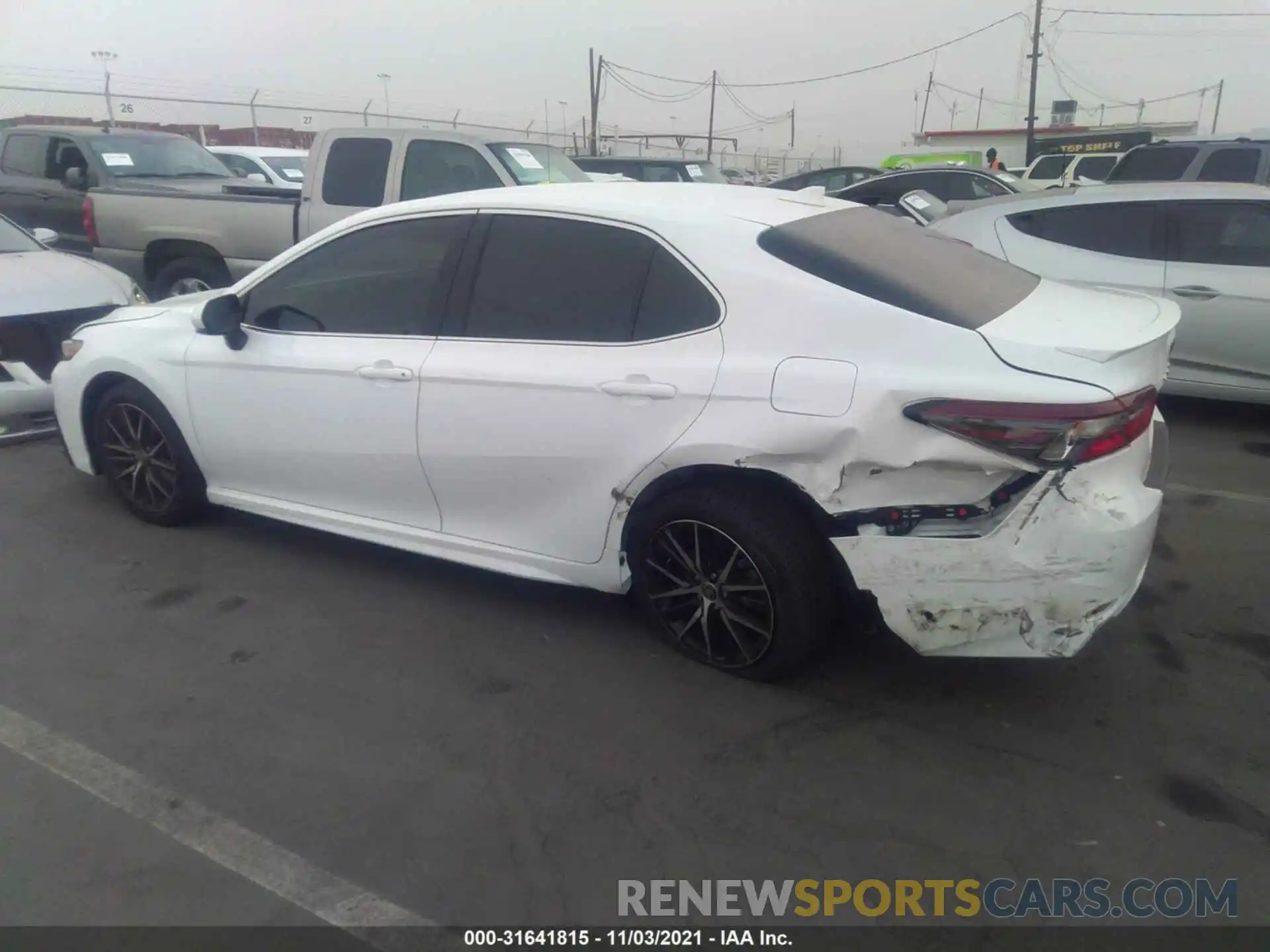 3 Photograph of a damaged car 4T1G11AK2MU612521 TOYOTA CAMRY 2021